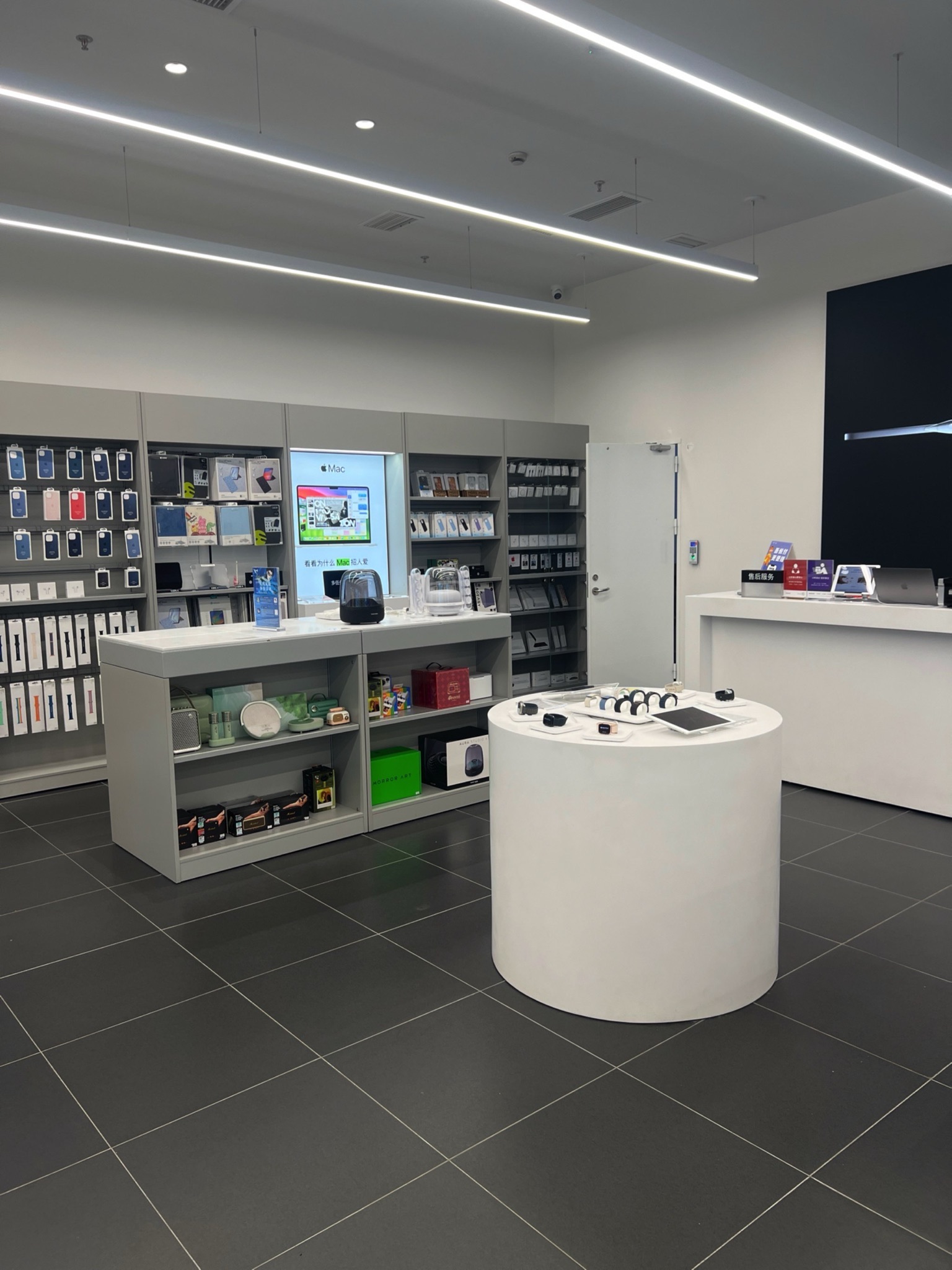 Apple授权专营店(龙华吾悦店)
