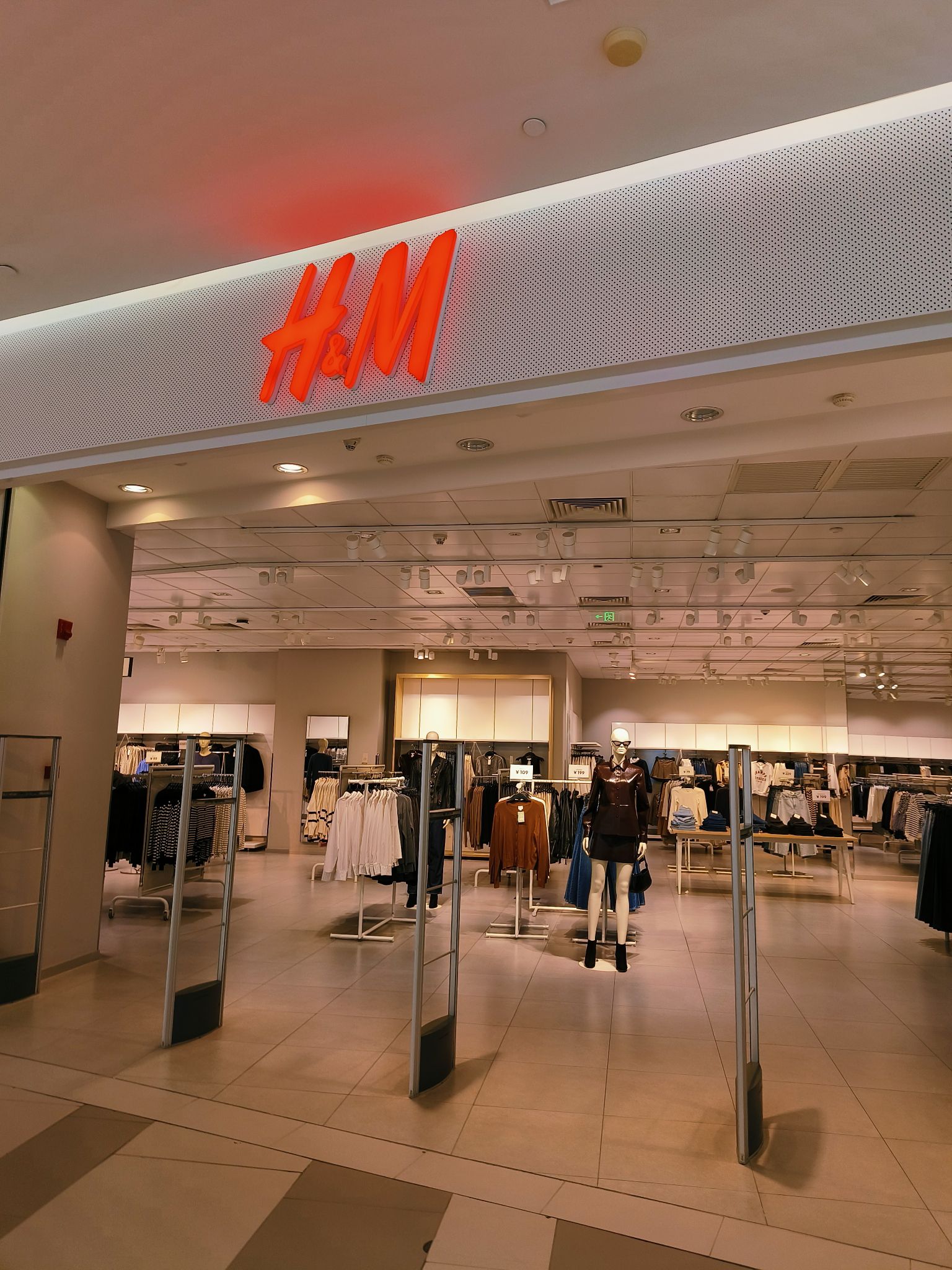 H&M(龙首印象城购物中心店)