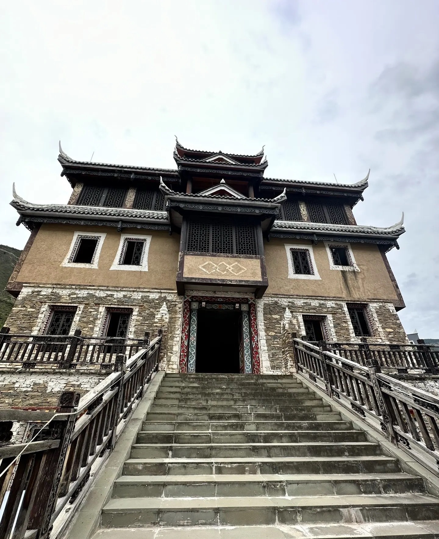 沃日土司官寨旅行图片 2