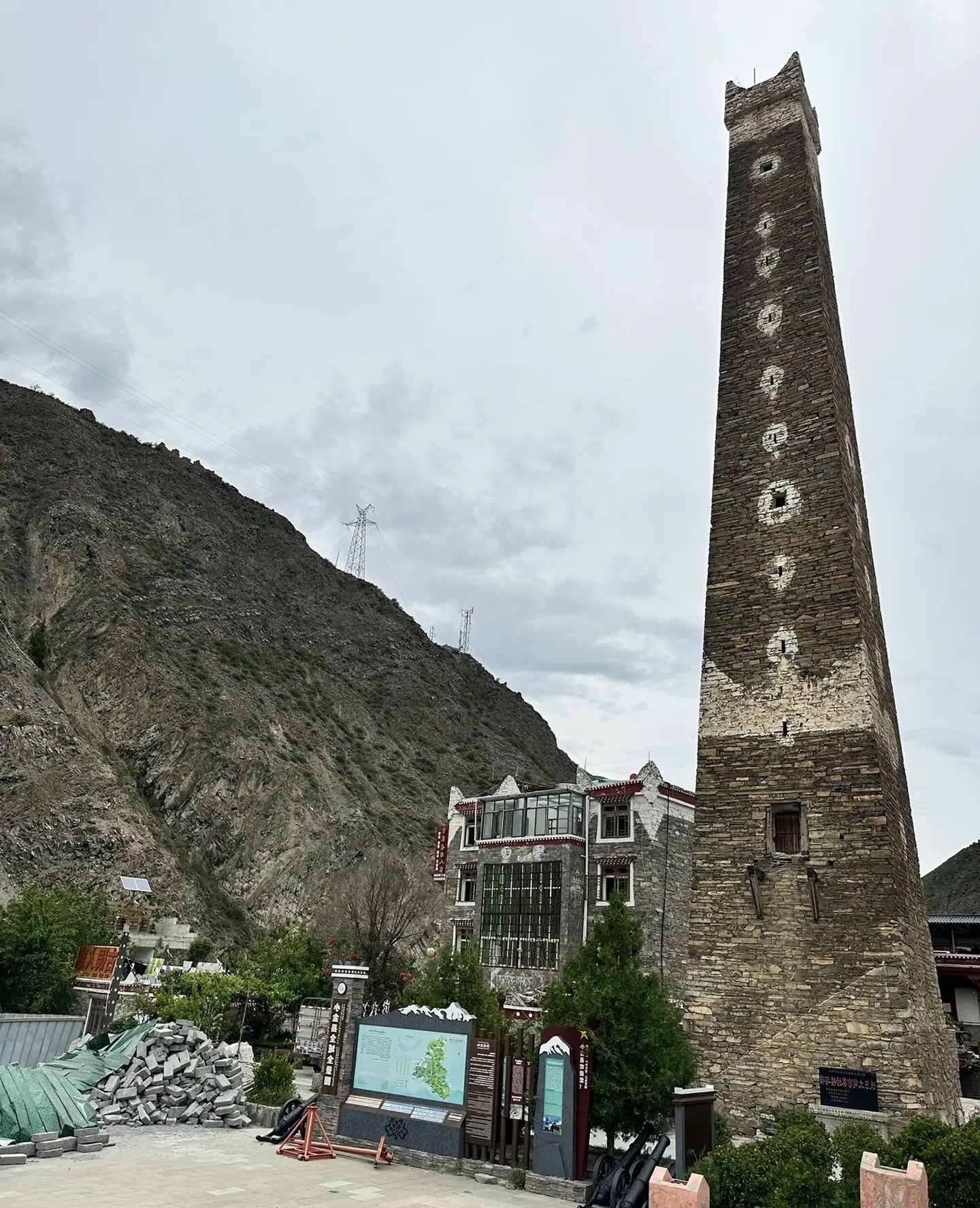 沃日土司官寨旅行图片 3