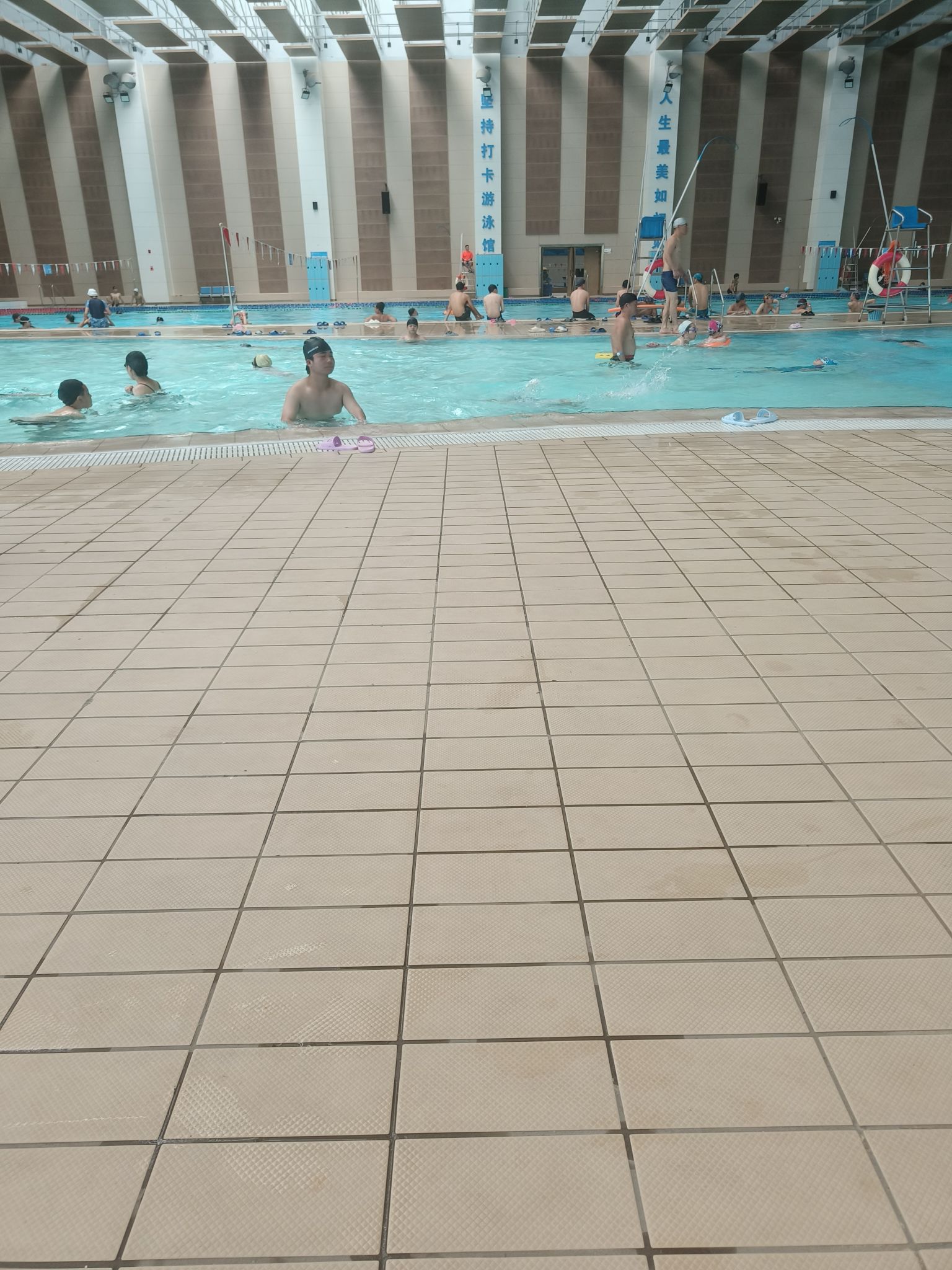 遵义市奥体中心游泳馆