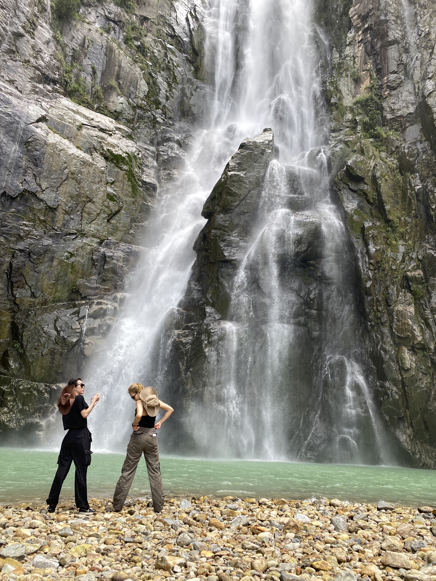 百丈崖瀑布观景台旅行图片 1