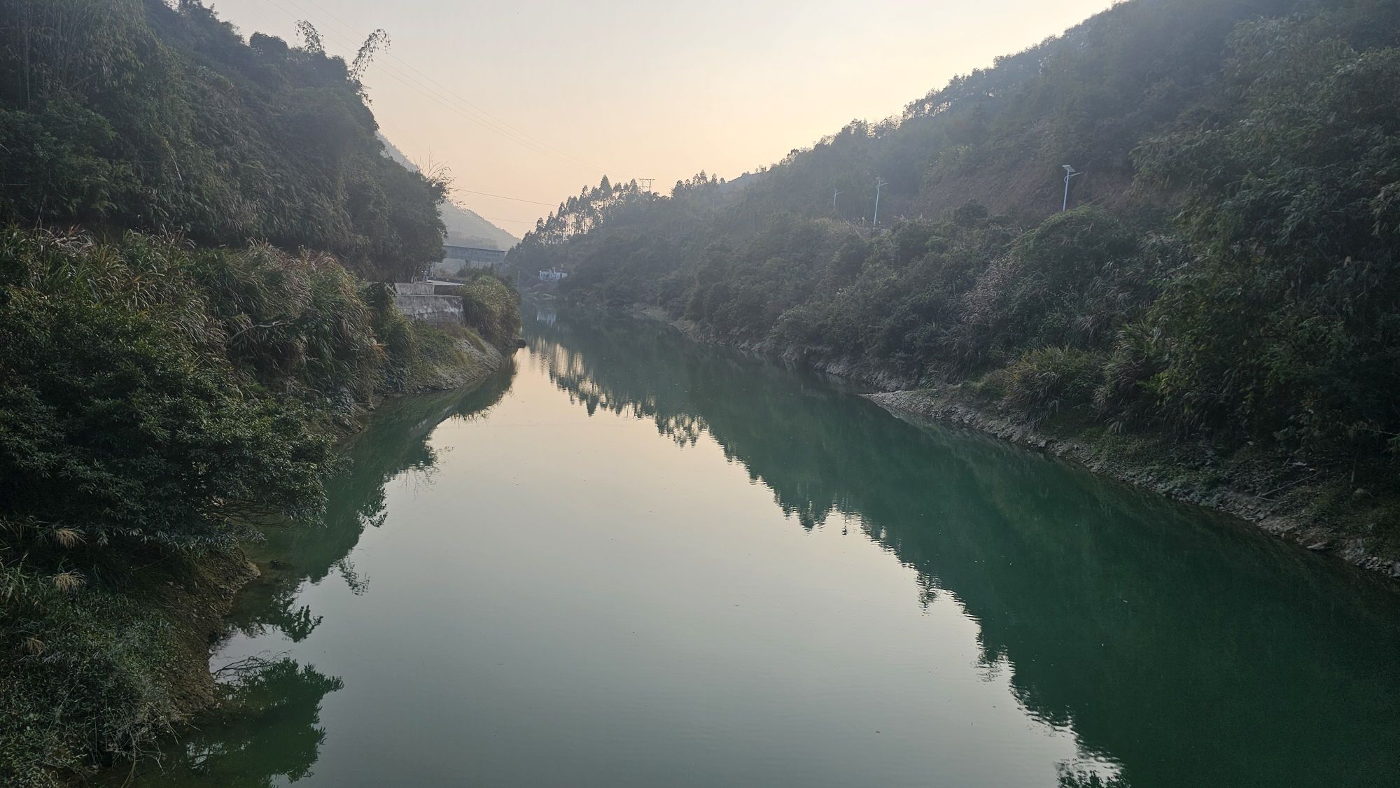 百丈崖瀑布观景台旅行图片 2