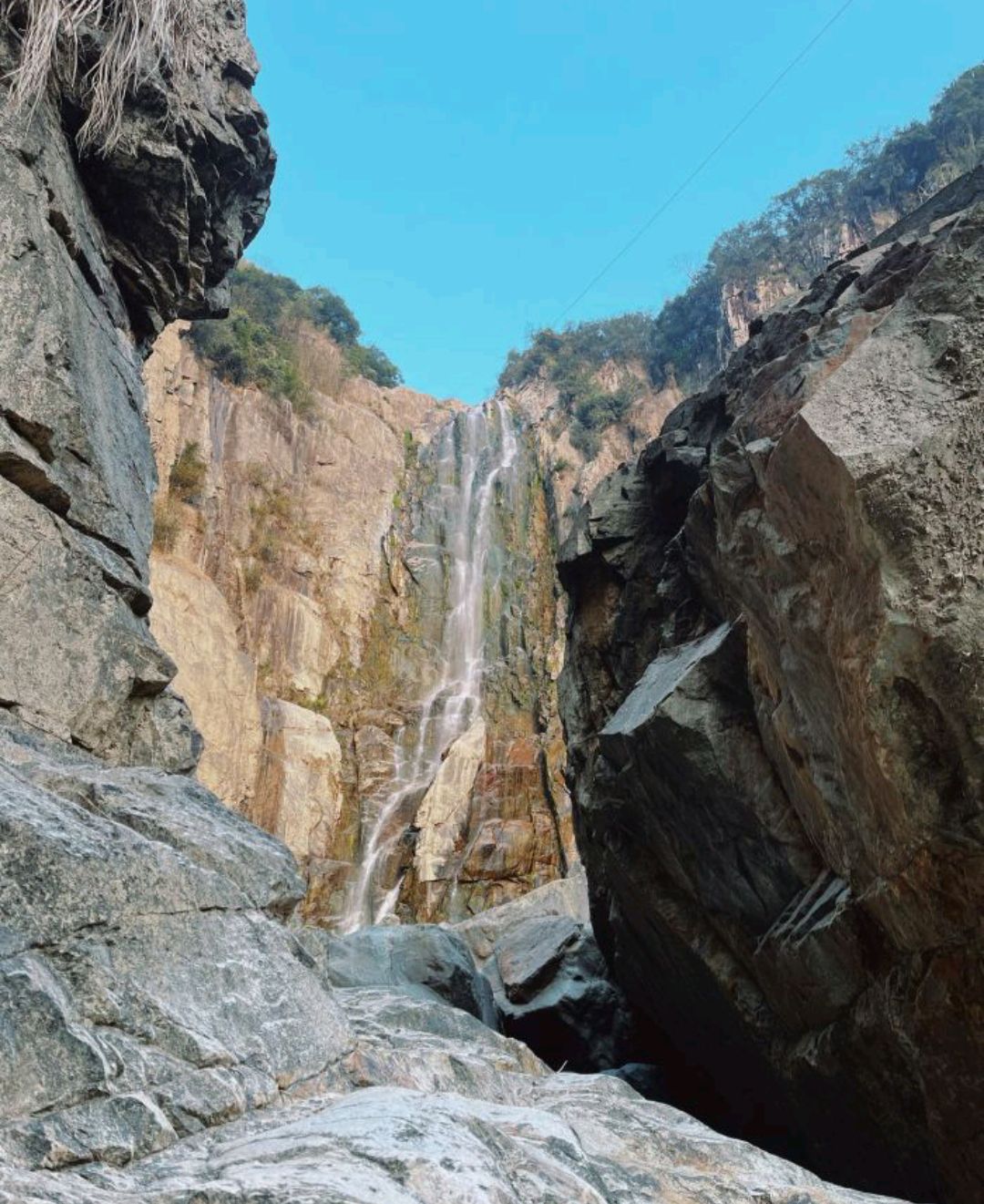 百丈崖瀑布观景台旅行图片 1