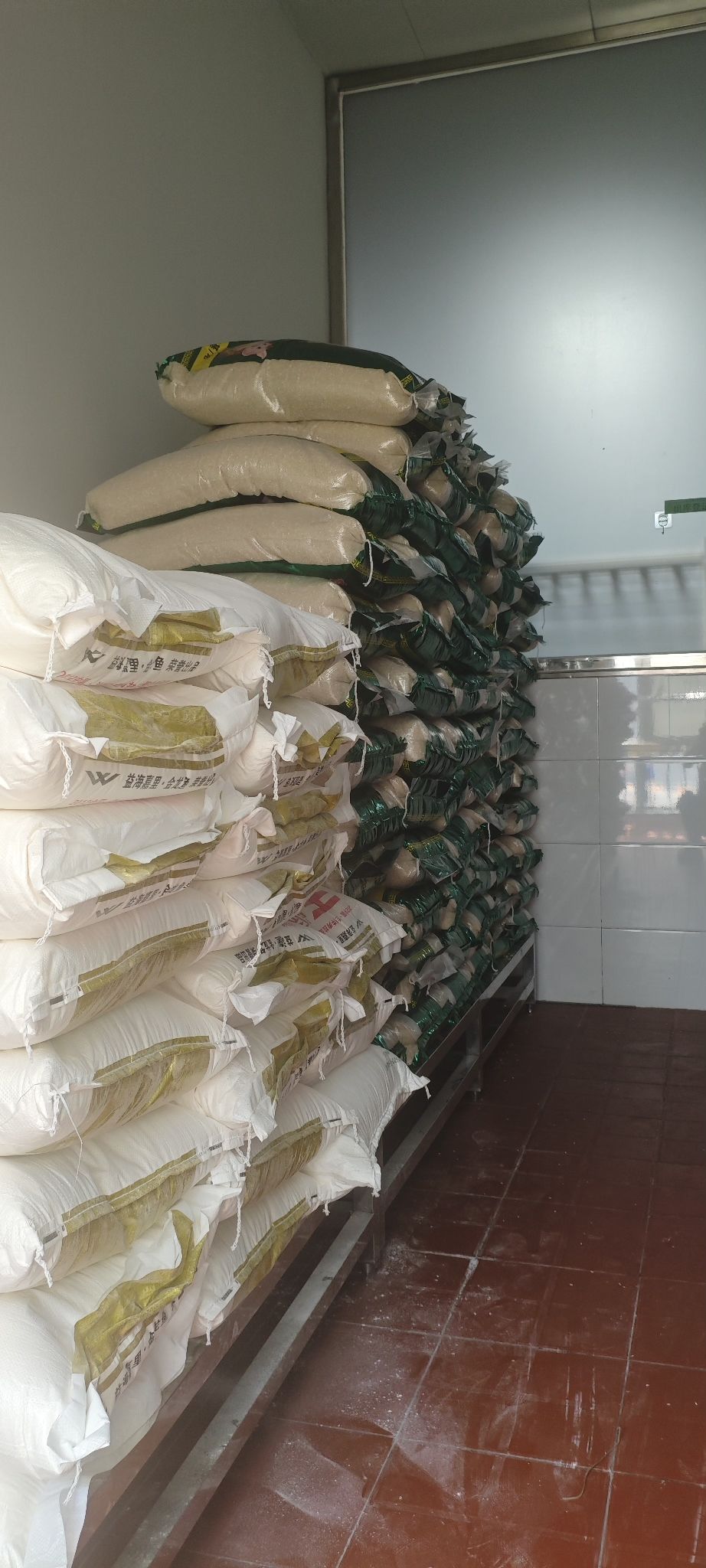 上海高湖粮油食品批发市场