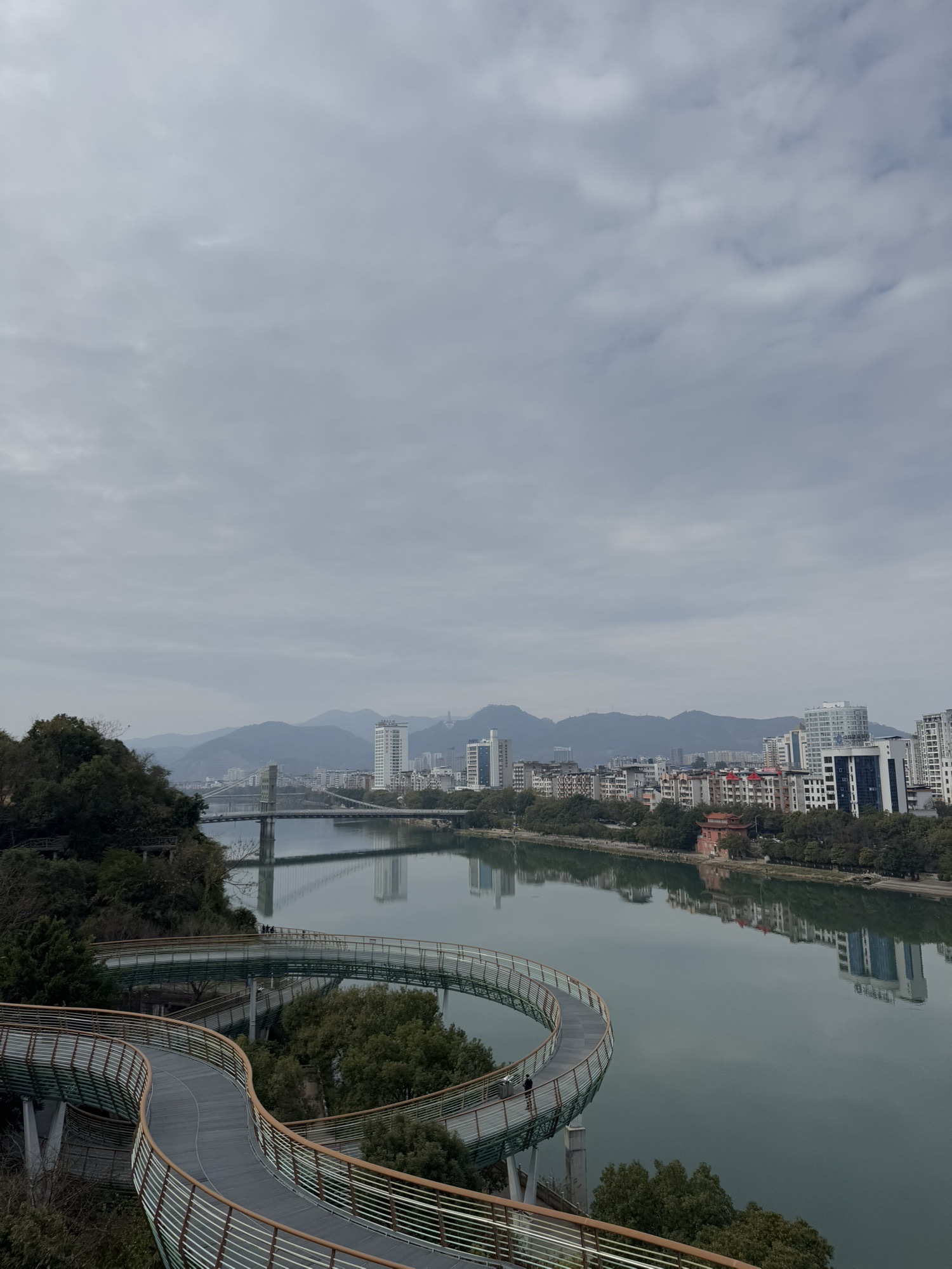 七峰叠翠风景区旅行图片 1