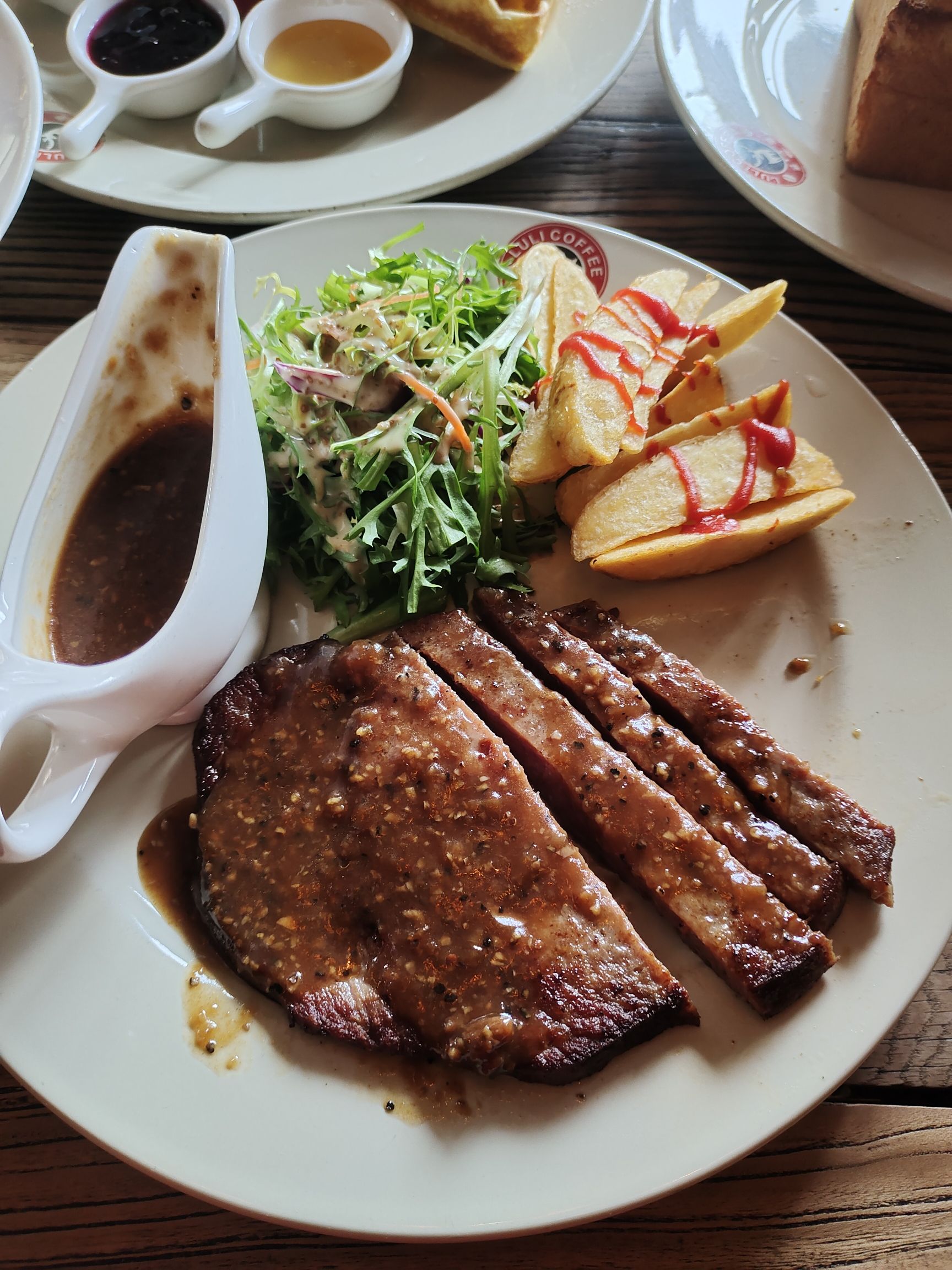 麓里西餐厅(天马华庭店)