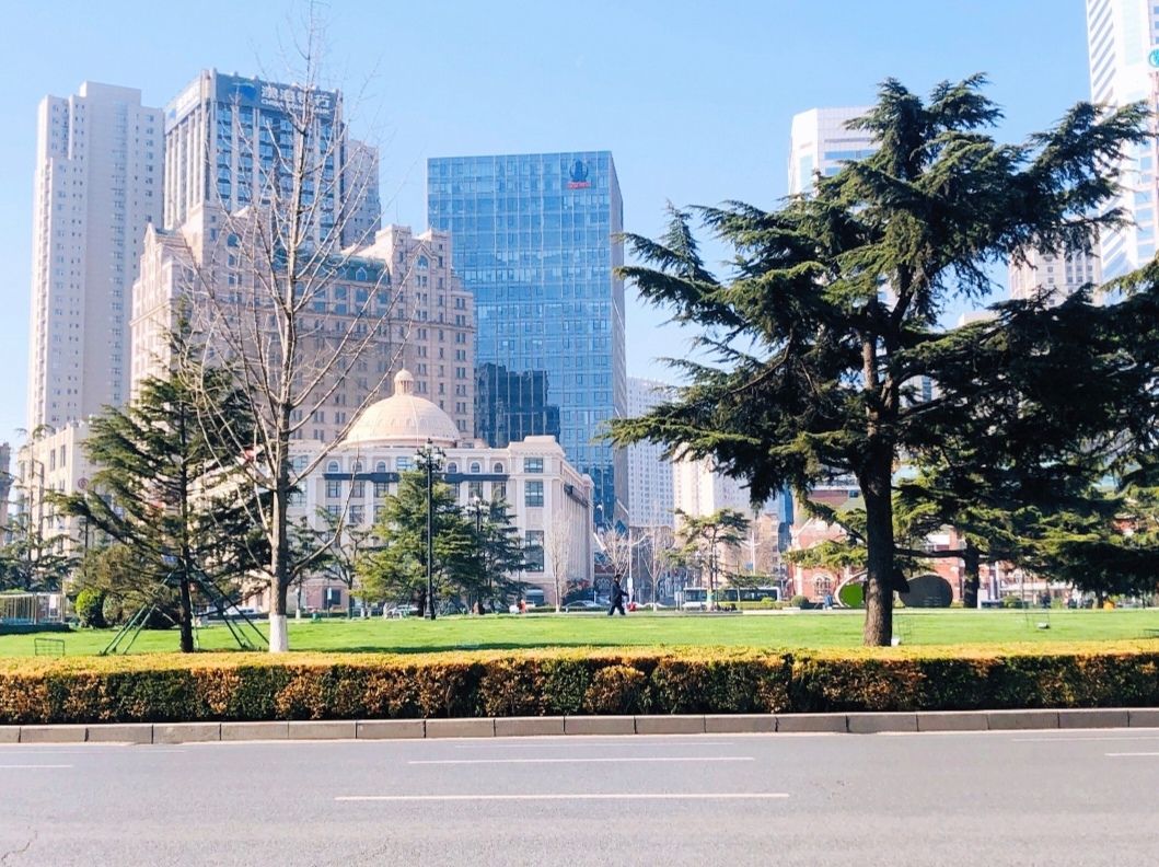 大连中山广场近代建筑群