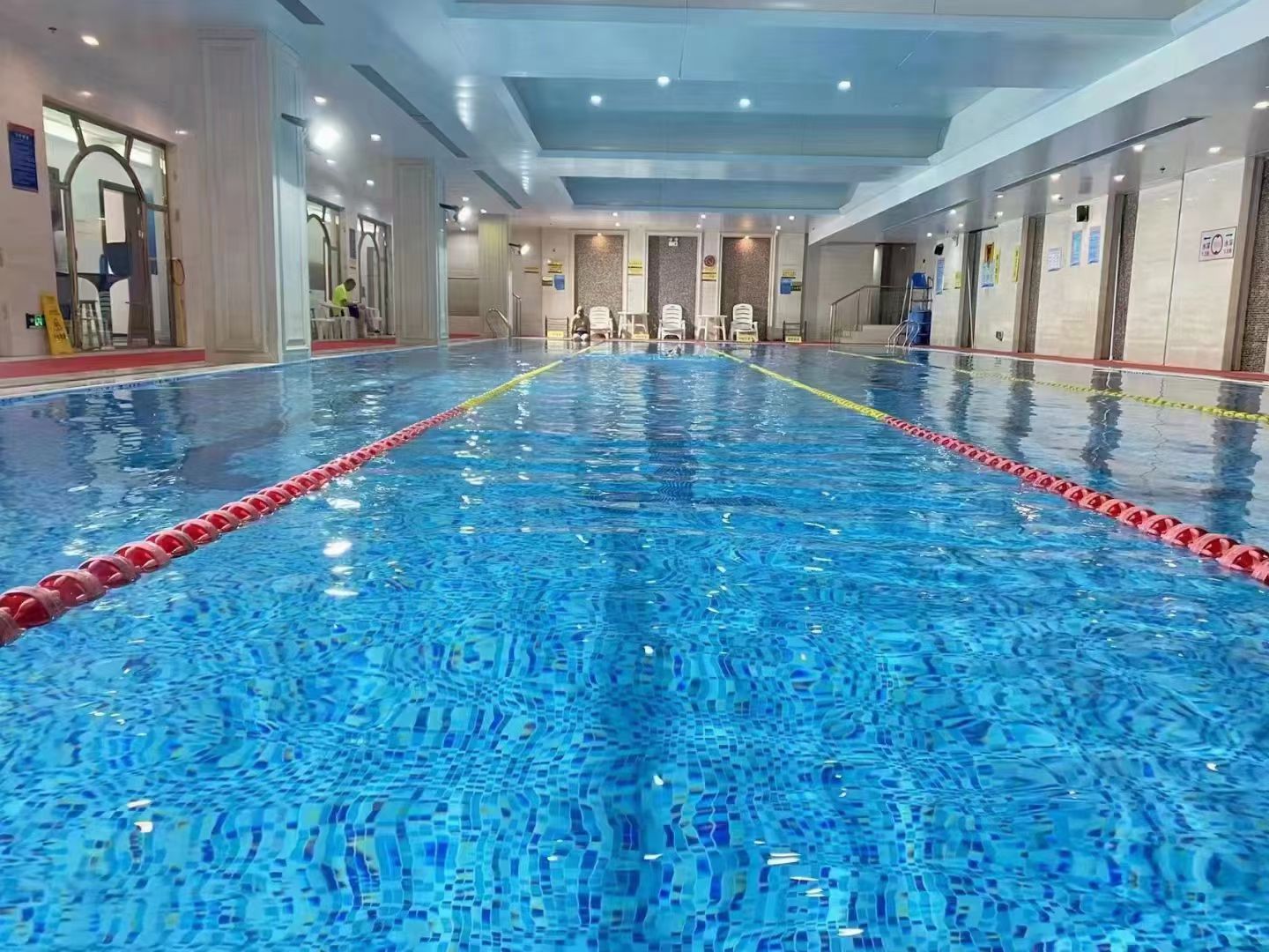 场地封面-和成璟园游泳健身会所