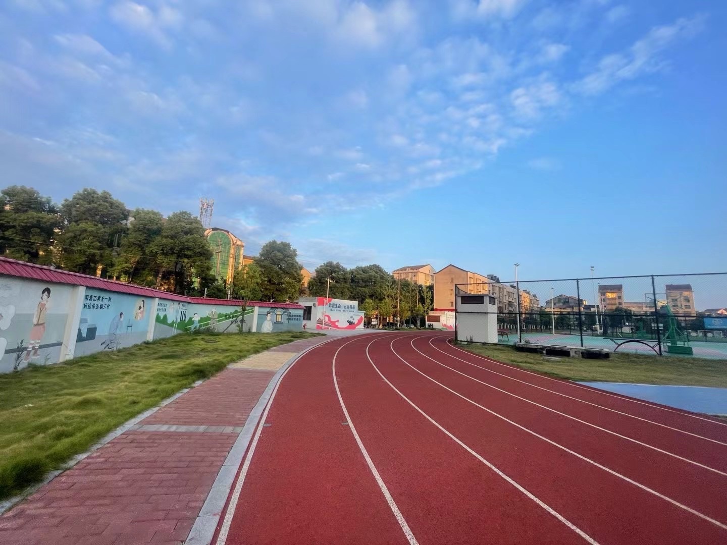 桃江县体育馆(资江路)