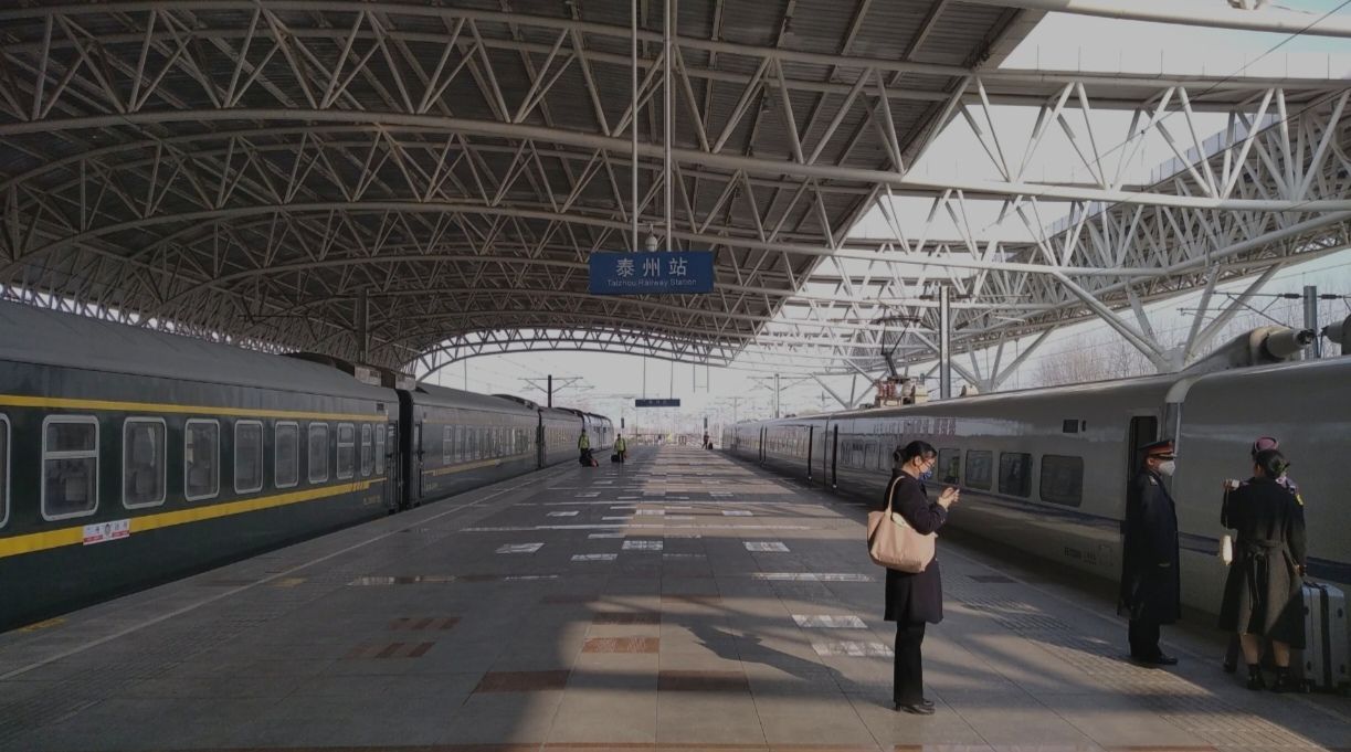 泰州站(出站口)