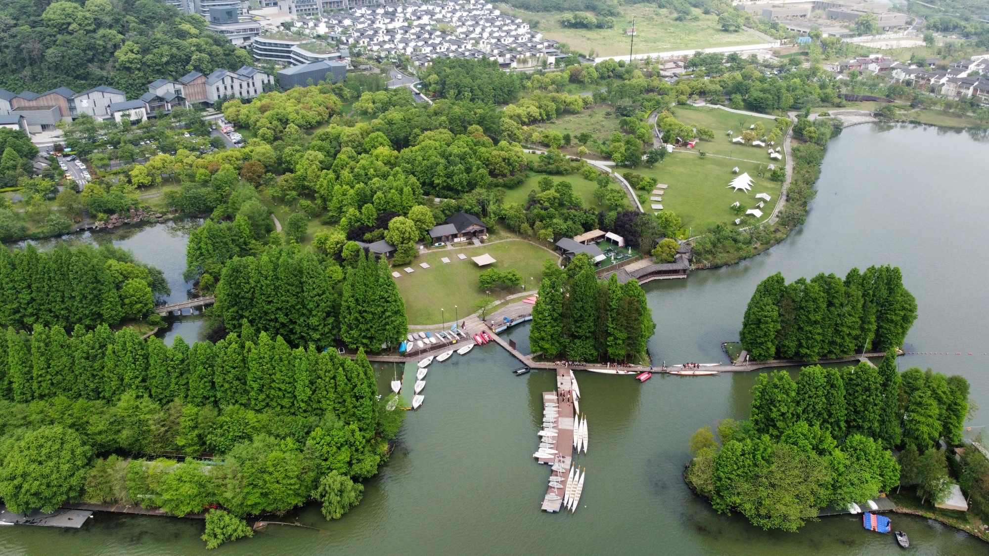 场地封面-傲帆游艇会