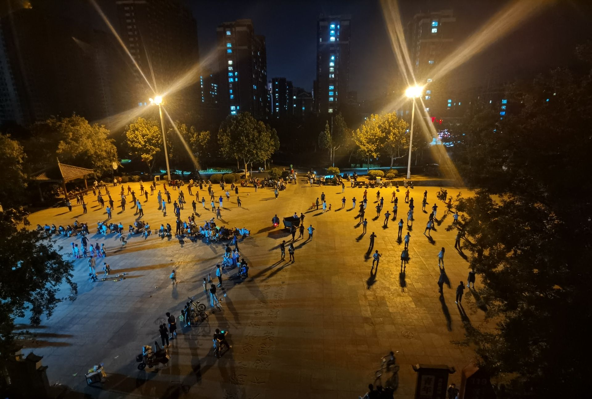 春秋古镇旅行图片 2