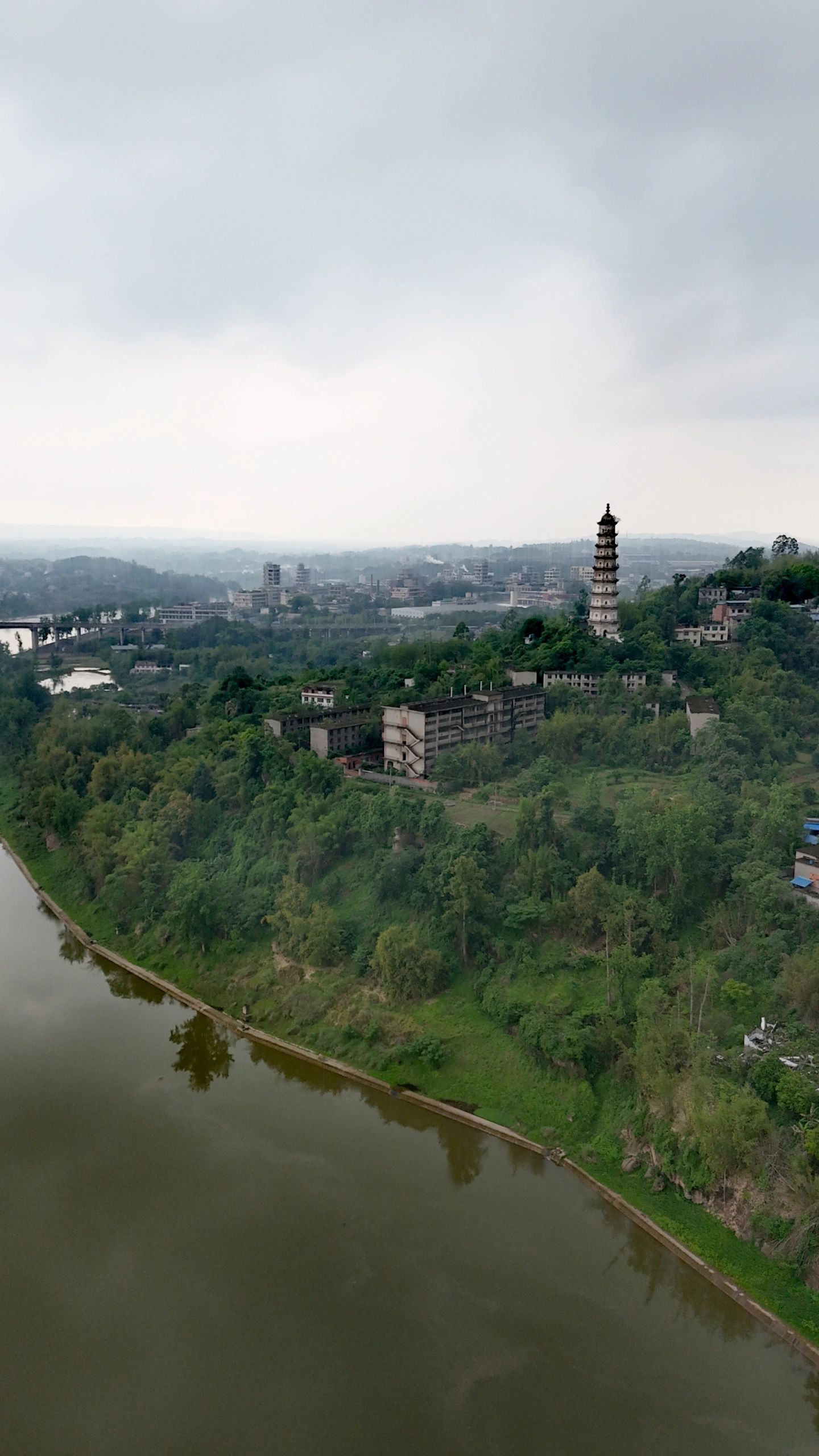 回澜塔旅行图片 3
