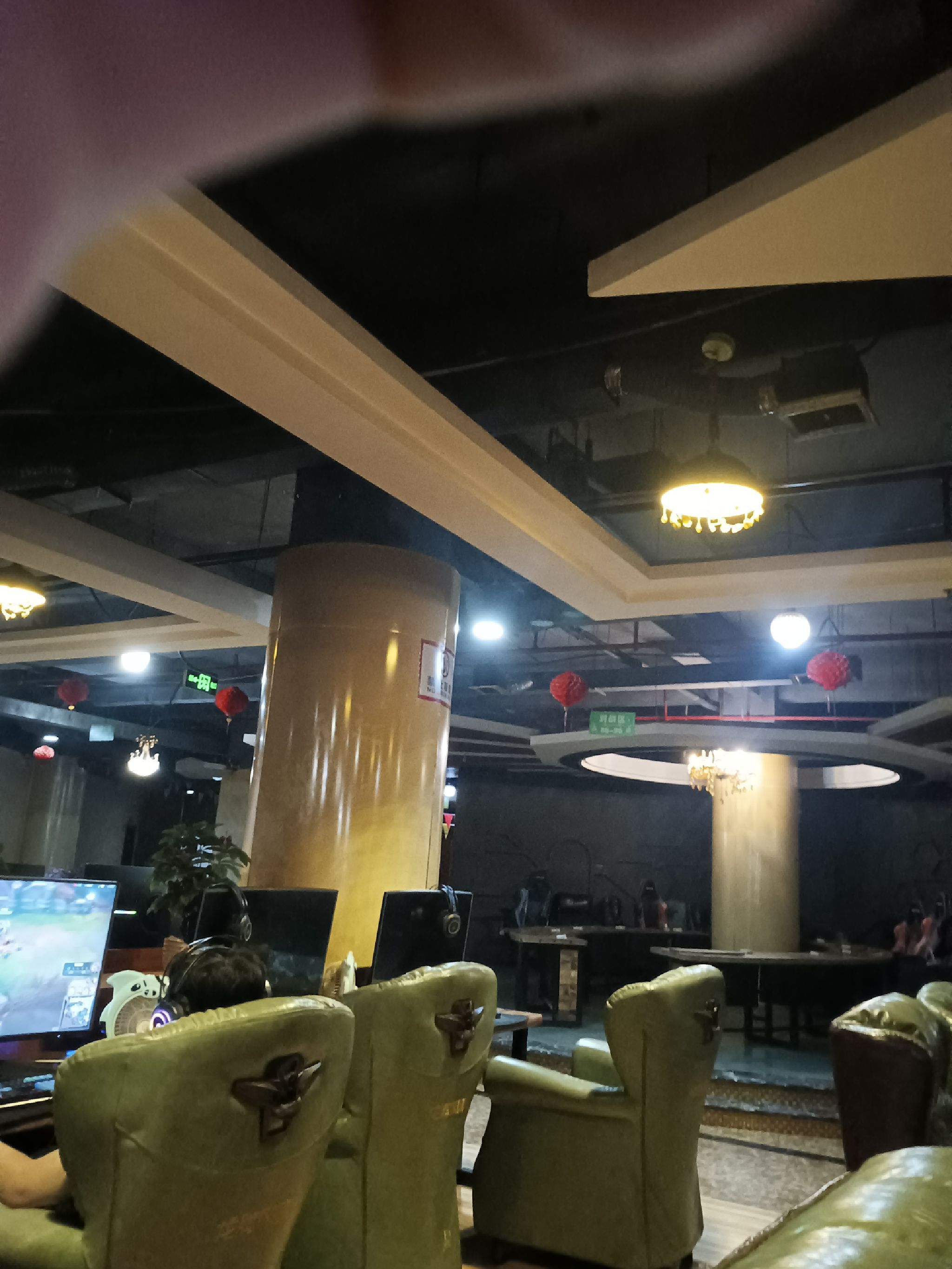 龙腾网咖(百色城东客运中心店)