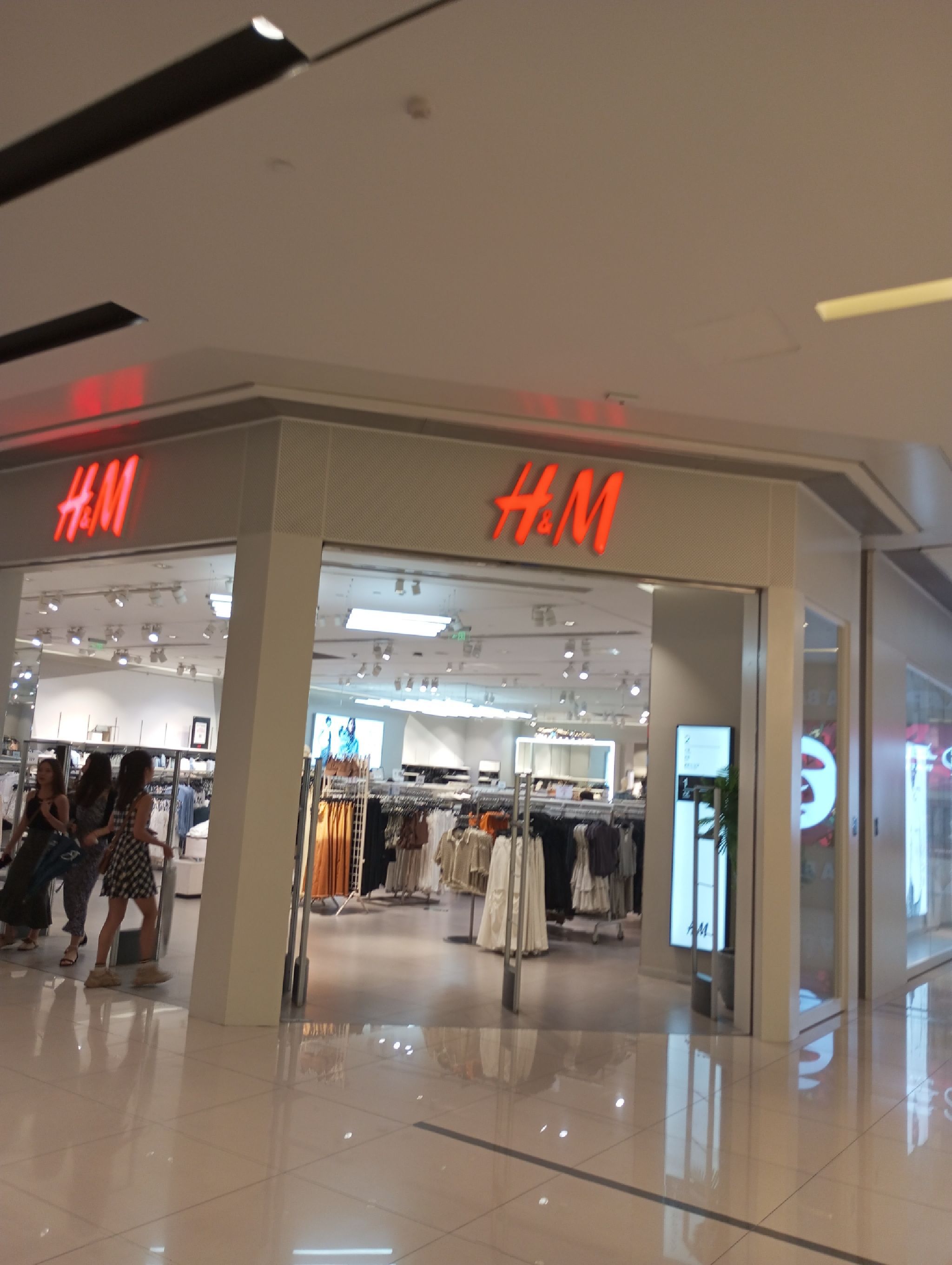 H&M(岭南站店)
