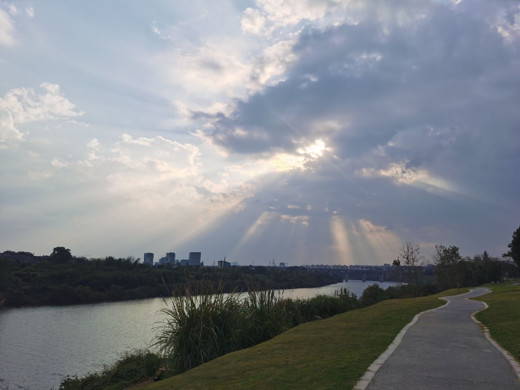 昌河广场旅行图片 1