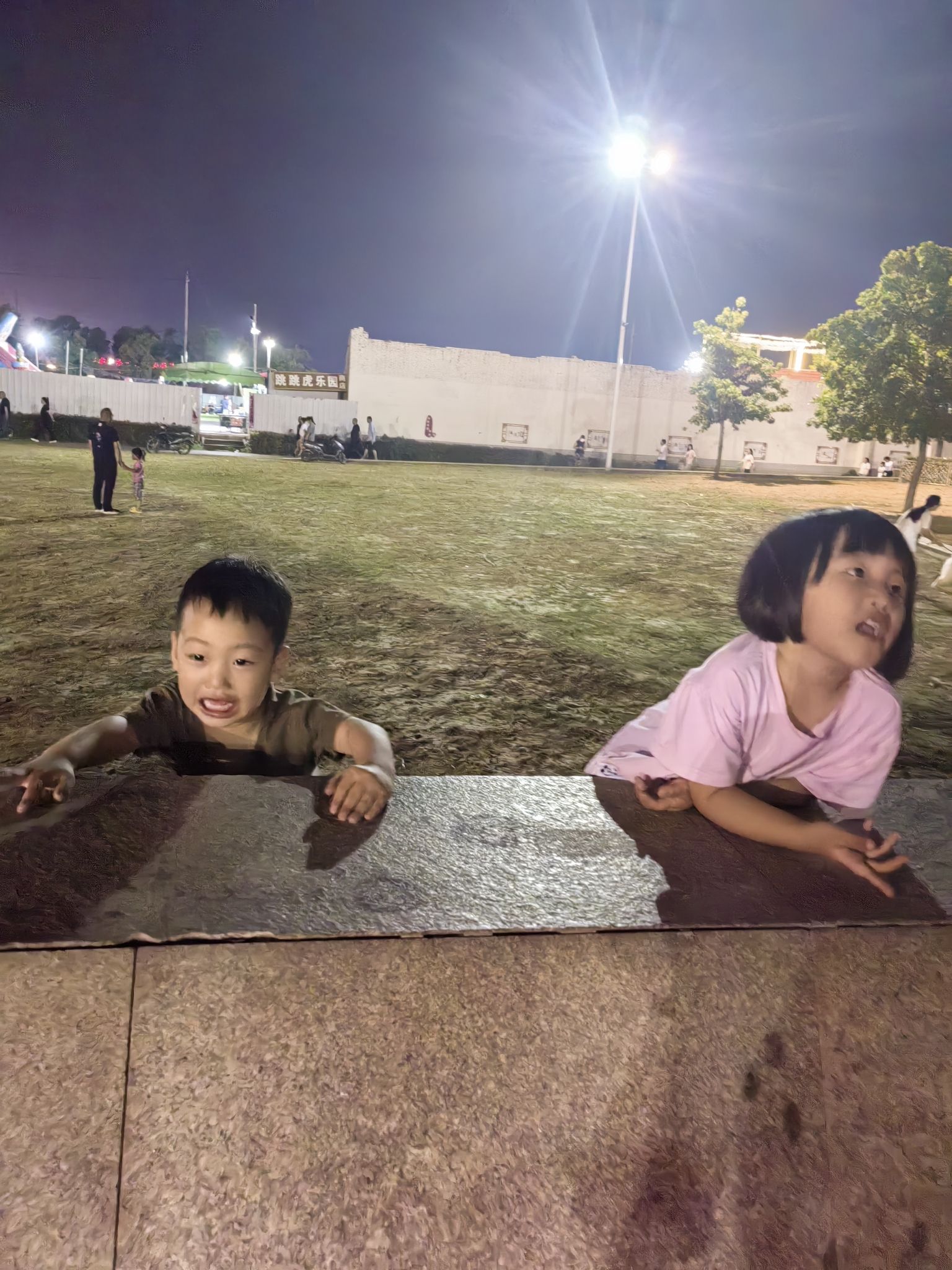 回郭镇人民公园旅行图片 2
