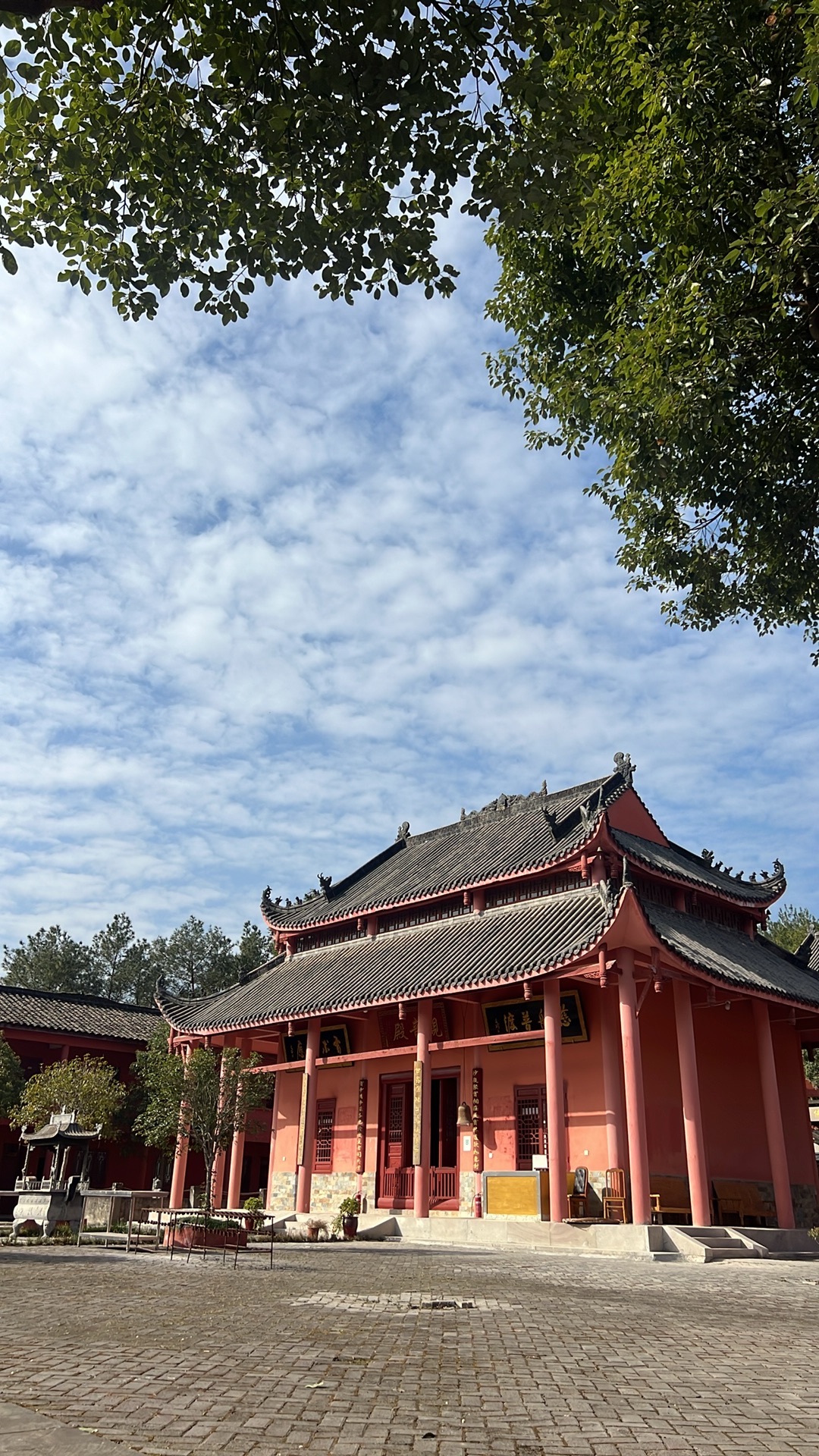 宝龙寺实景照片