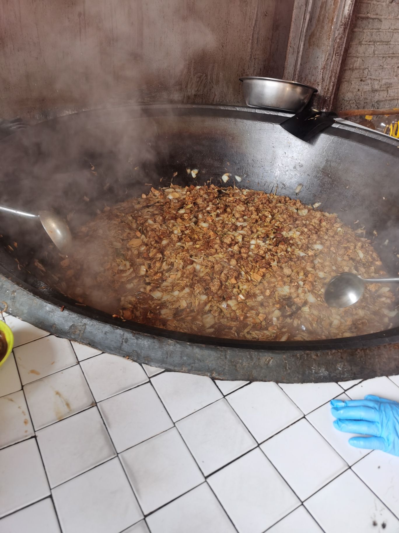 中原第一大地锅(新乡总店)