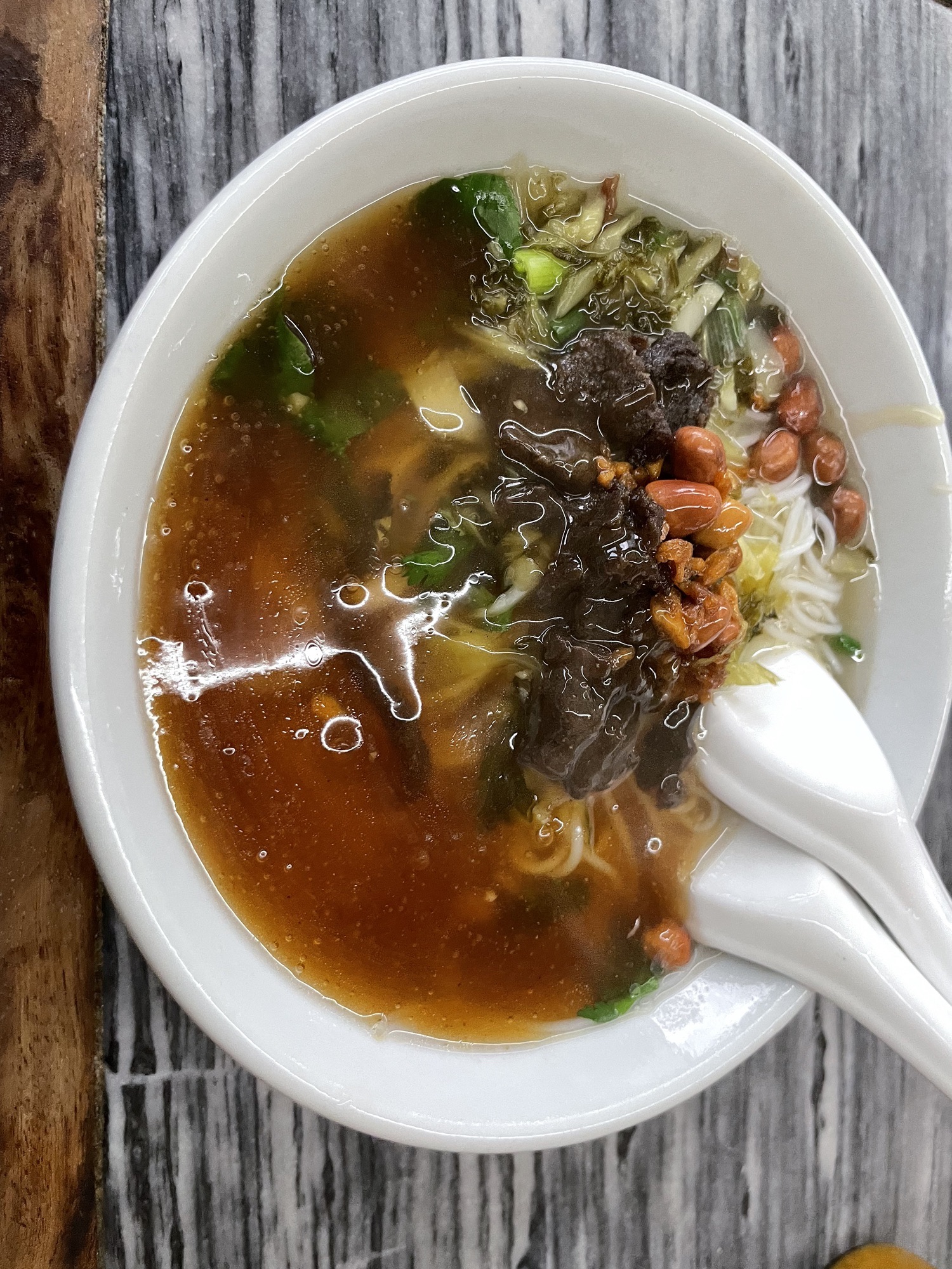 潘记正宗抱罗粉茶店