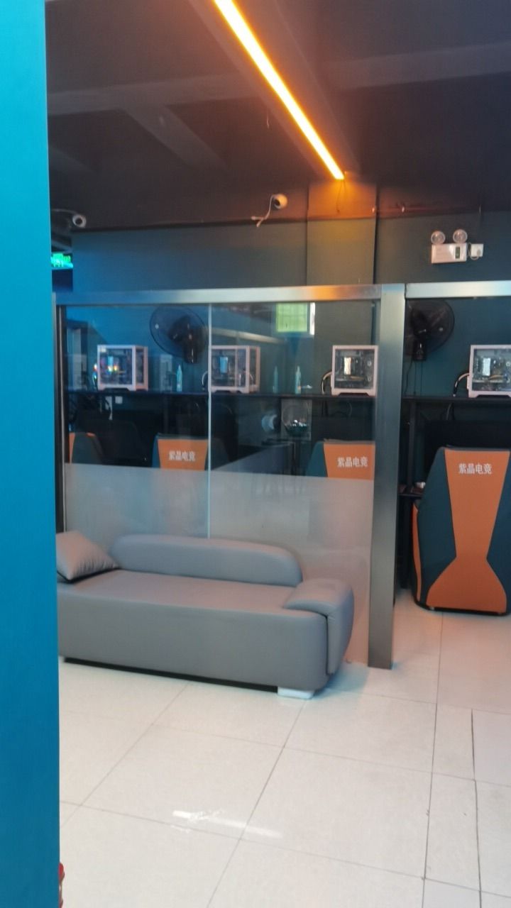 景洪市紫晶网吧电竞馆