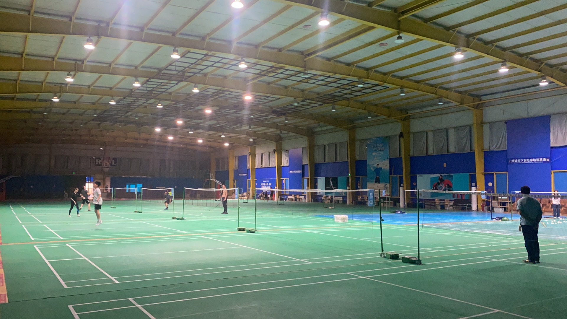 场地封面-华人天下羽球馆