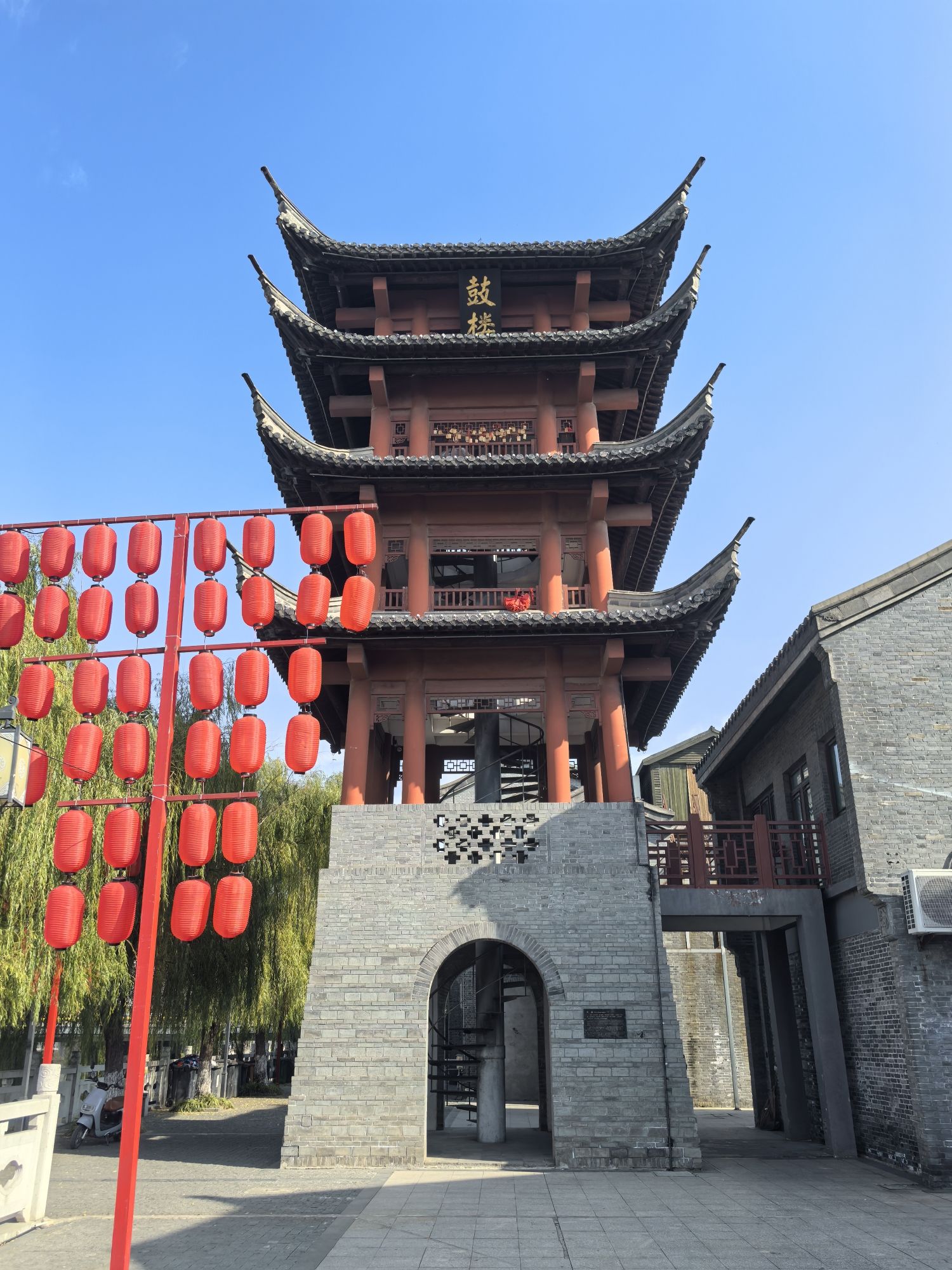 雕花楼景区-鼓楼