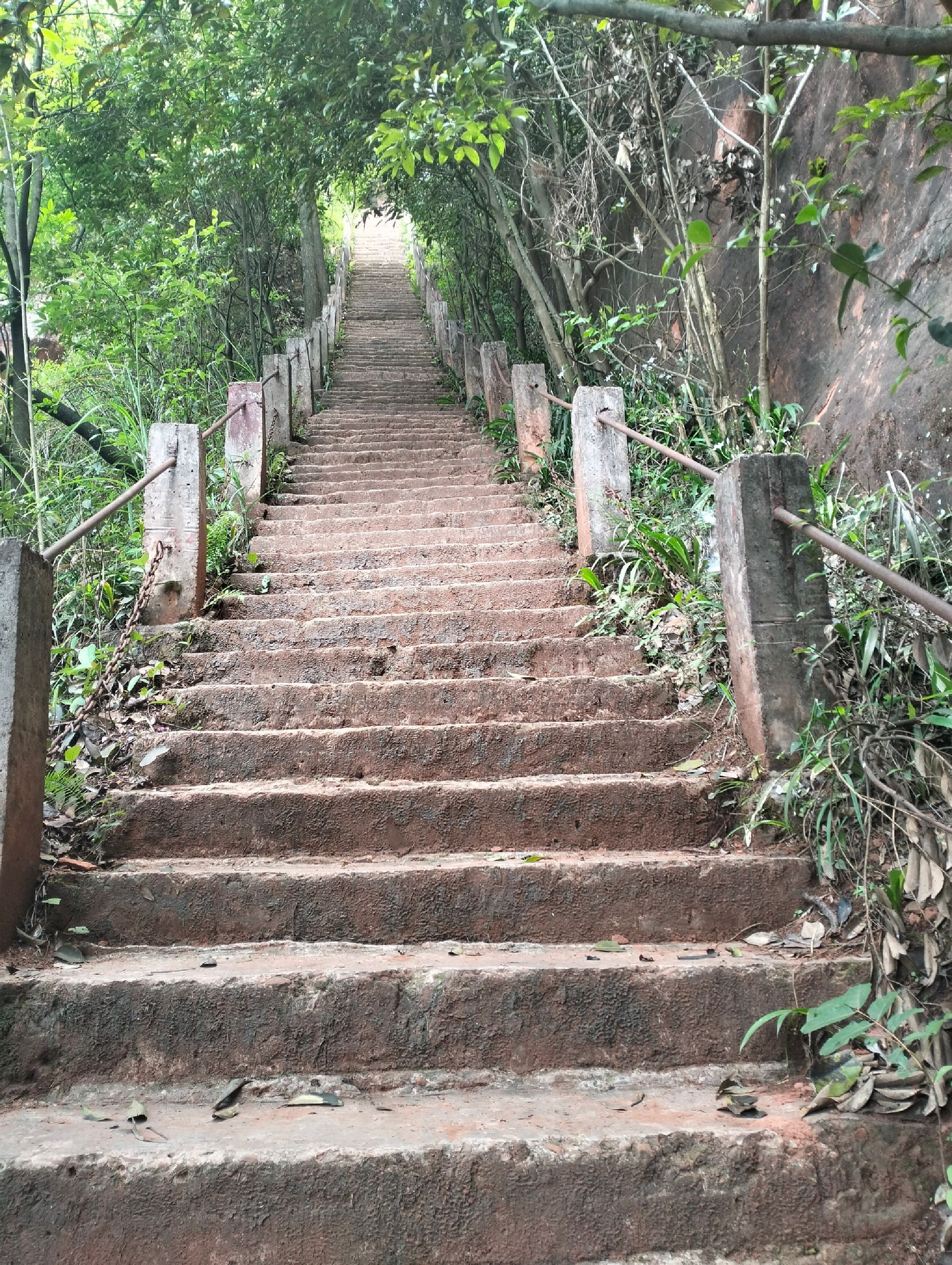 可久红岩山旅行图片 3