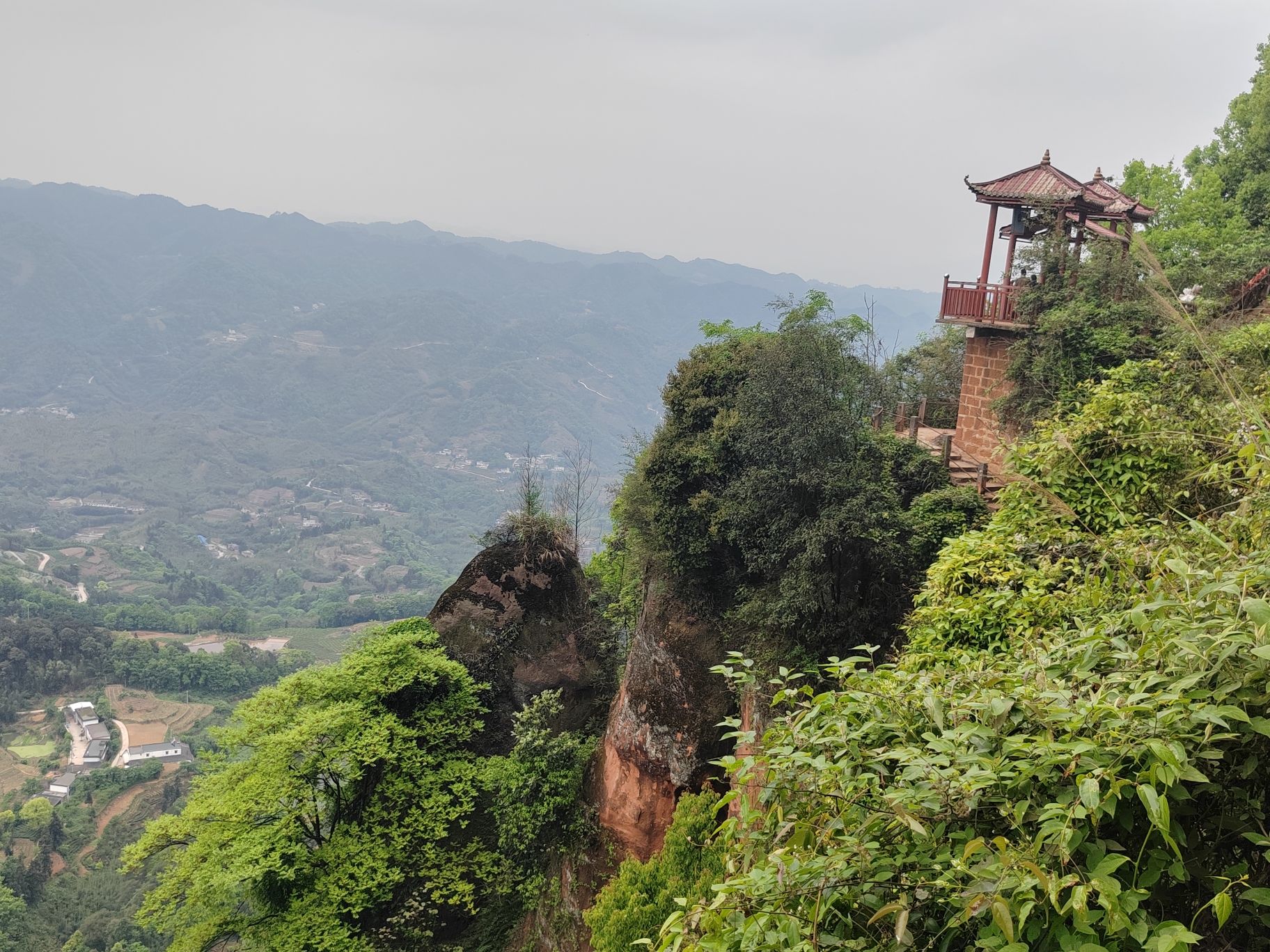 可久红岩山旅行图片 3