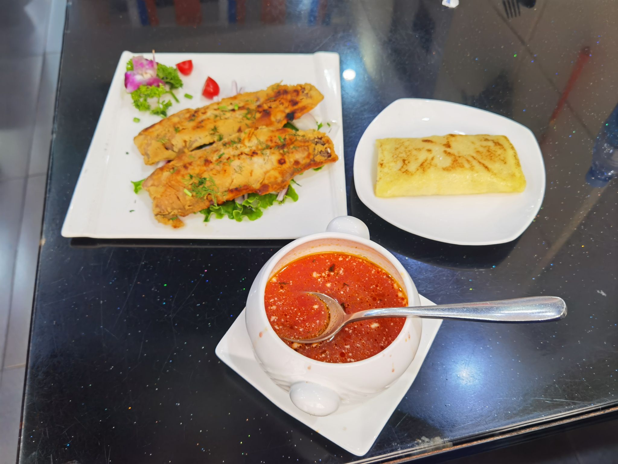 友朋中西餐厅(旗镇街店)