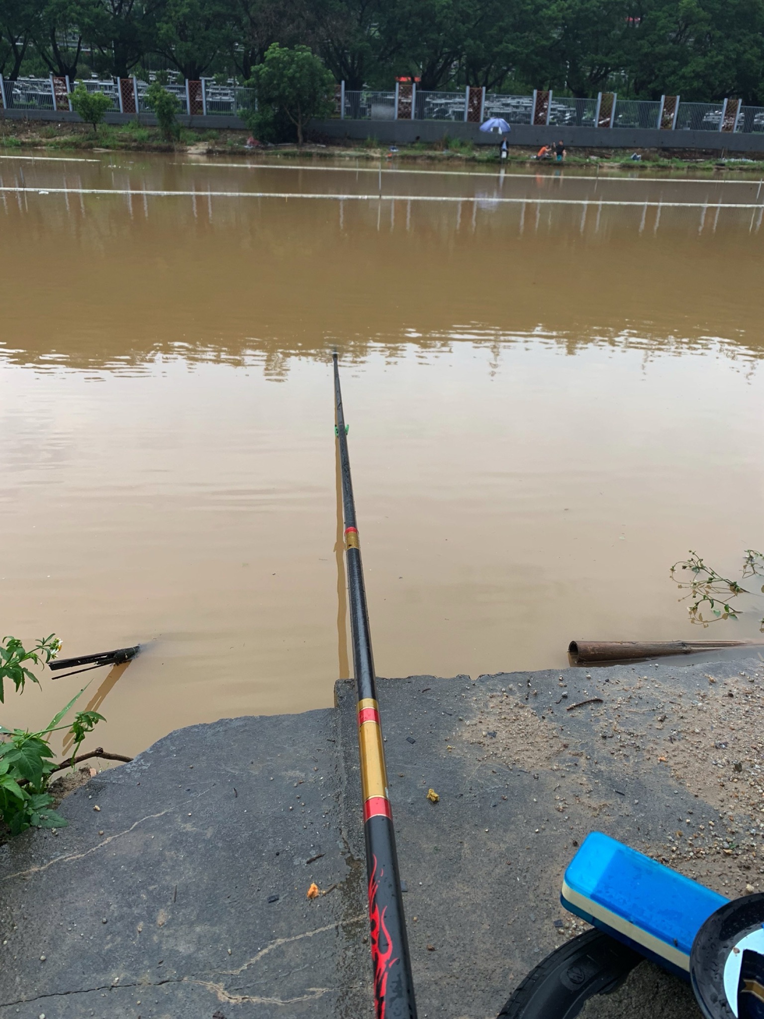 场地封面-牛过路钓鱼场