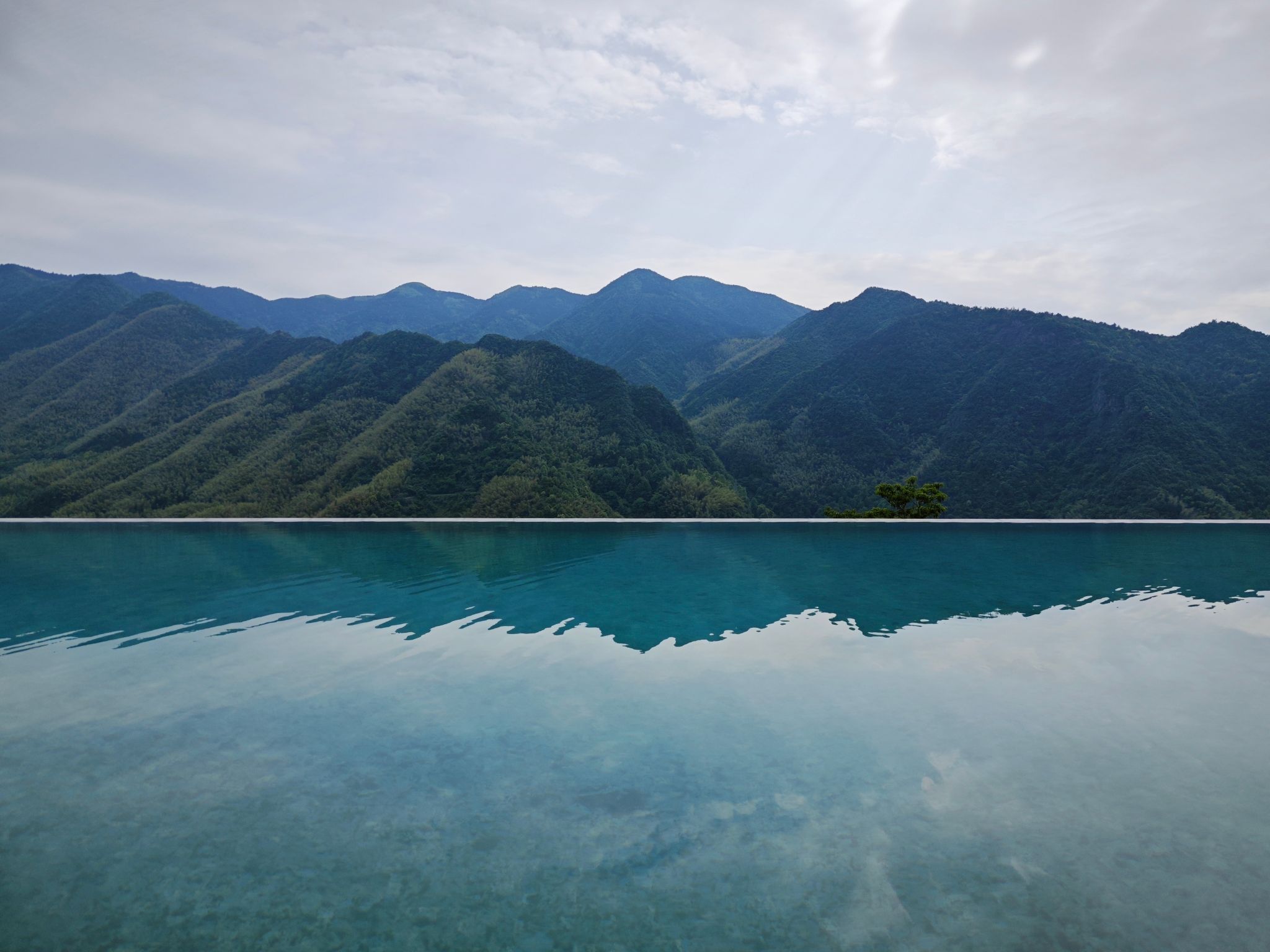 越龙山国际旅游度假区