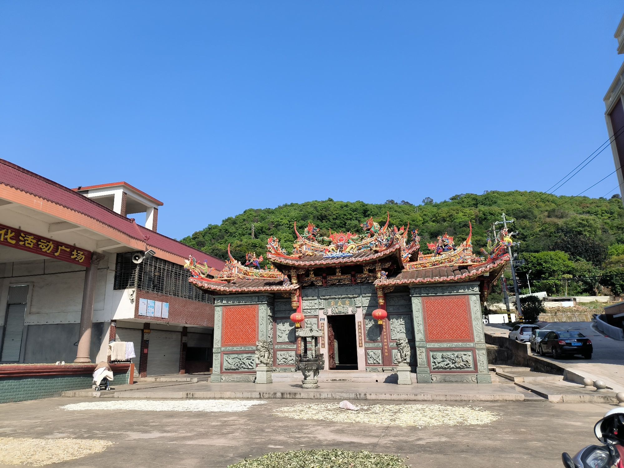 广威庙实景照片