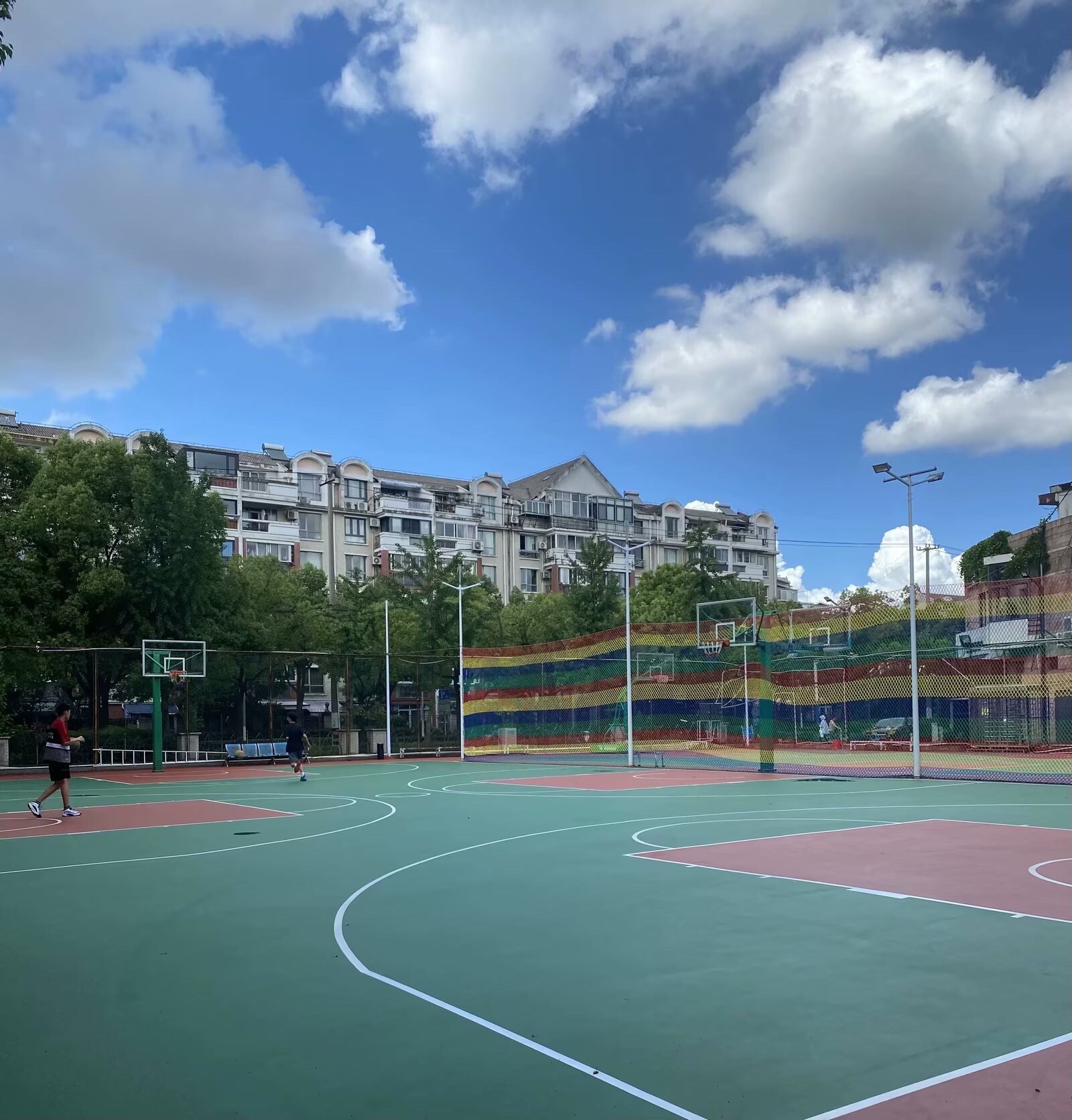 场地封面-自由者篮球公园