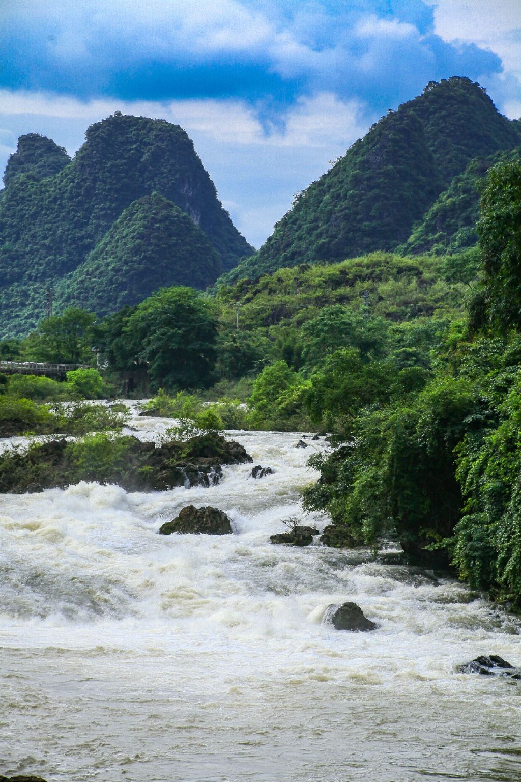 中渡响水瀑布旅行图片 2