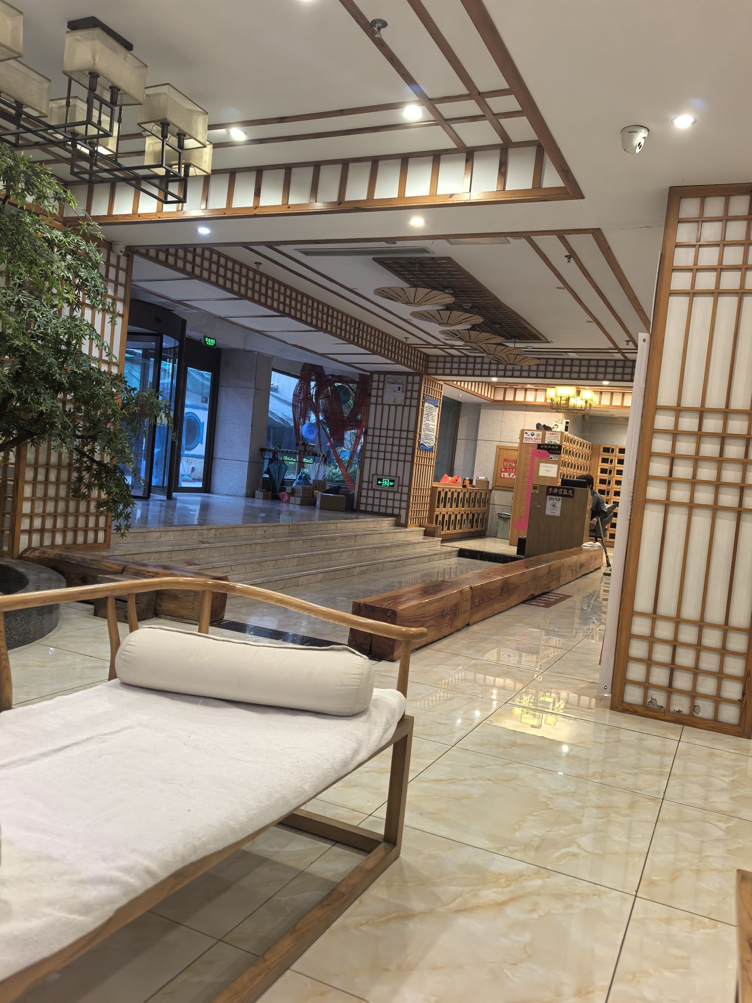 浙江湖州市吴兴区附近的桑拿会所有哪些？