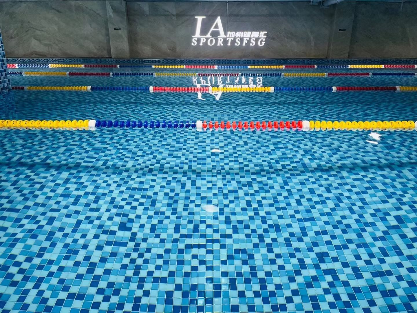 场地封面-加州健身(中南店)