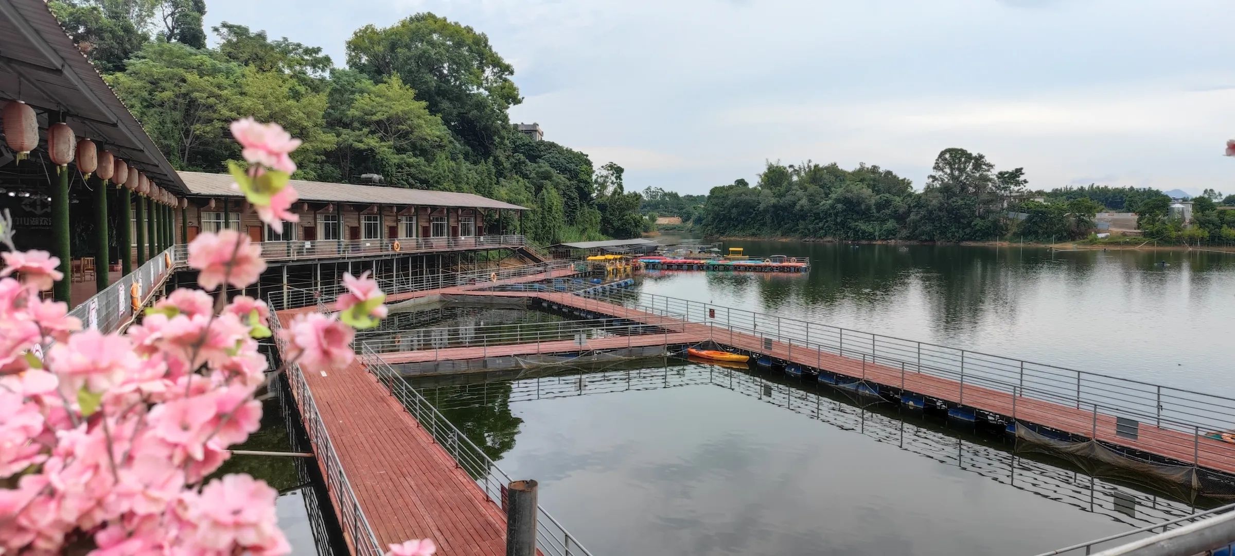 容县竹山湖欢乐谷景区旅行图片 2