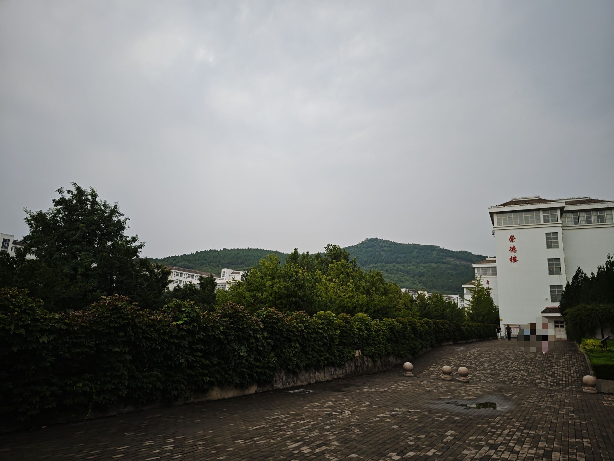 潍坊工程职业学院(东校区)