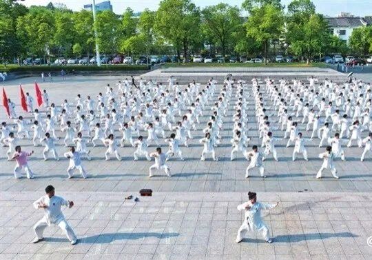 全民休闲健身广场旅行图片 2