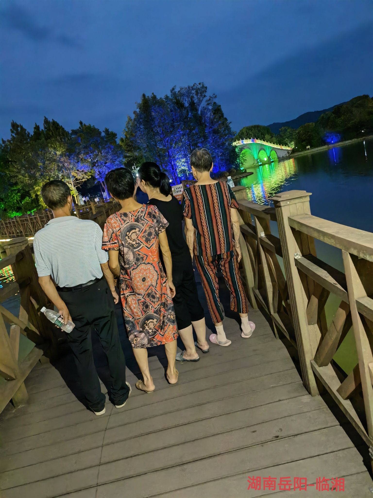 白云湖广场旅行图片 3