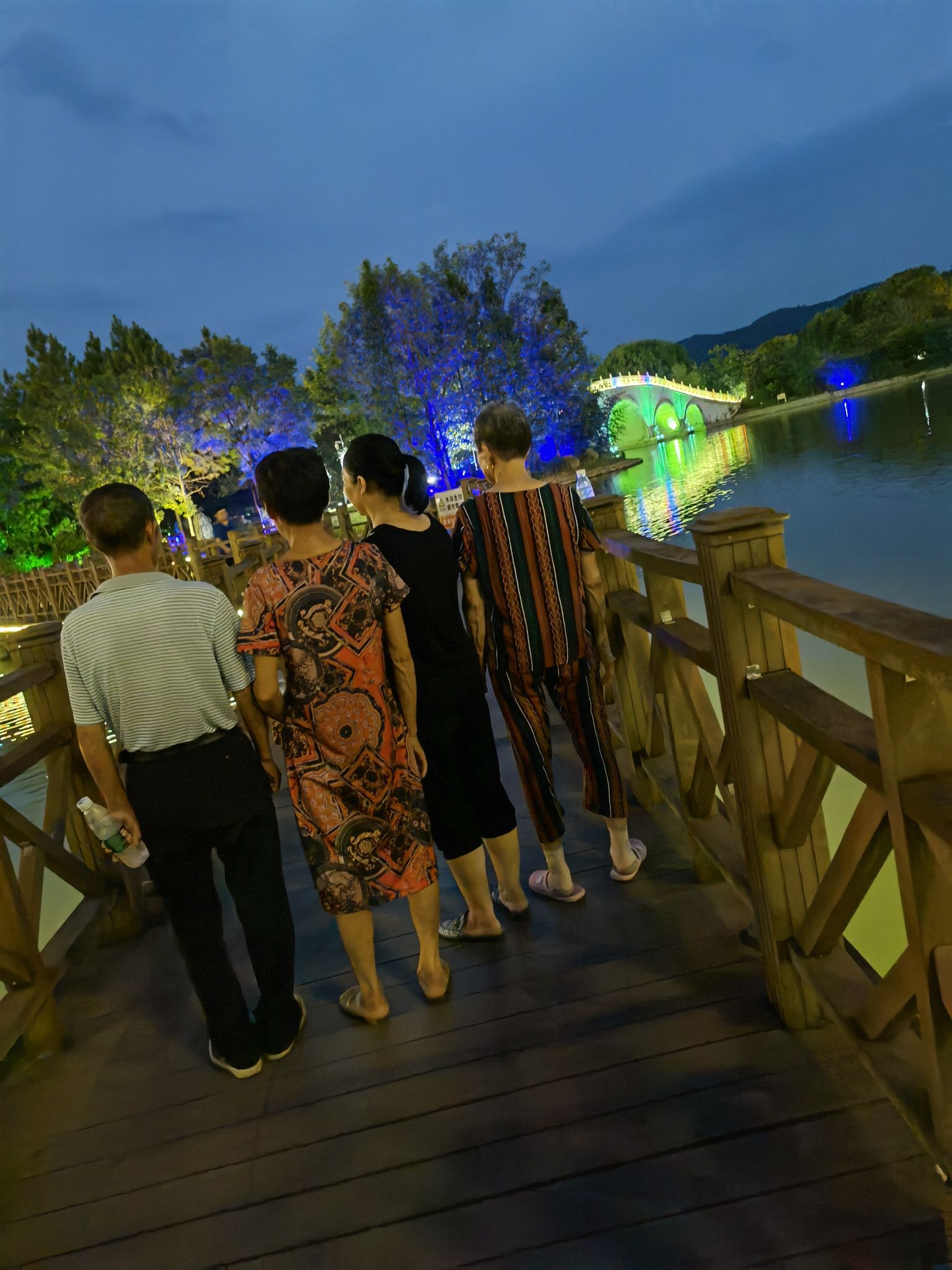 白云湖广场旅行图片 2