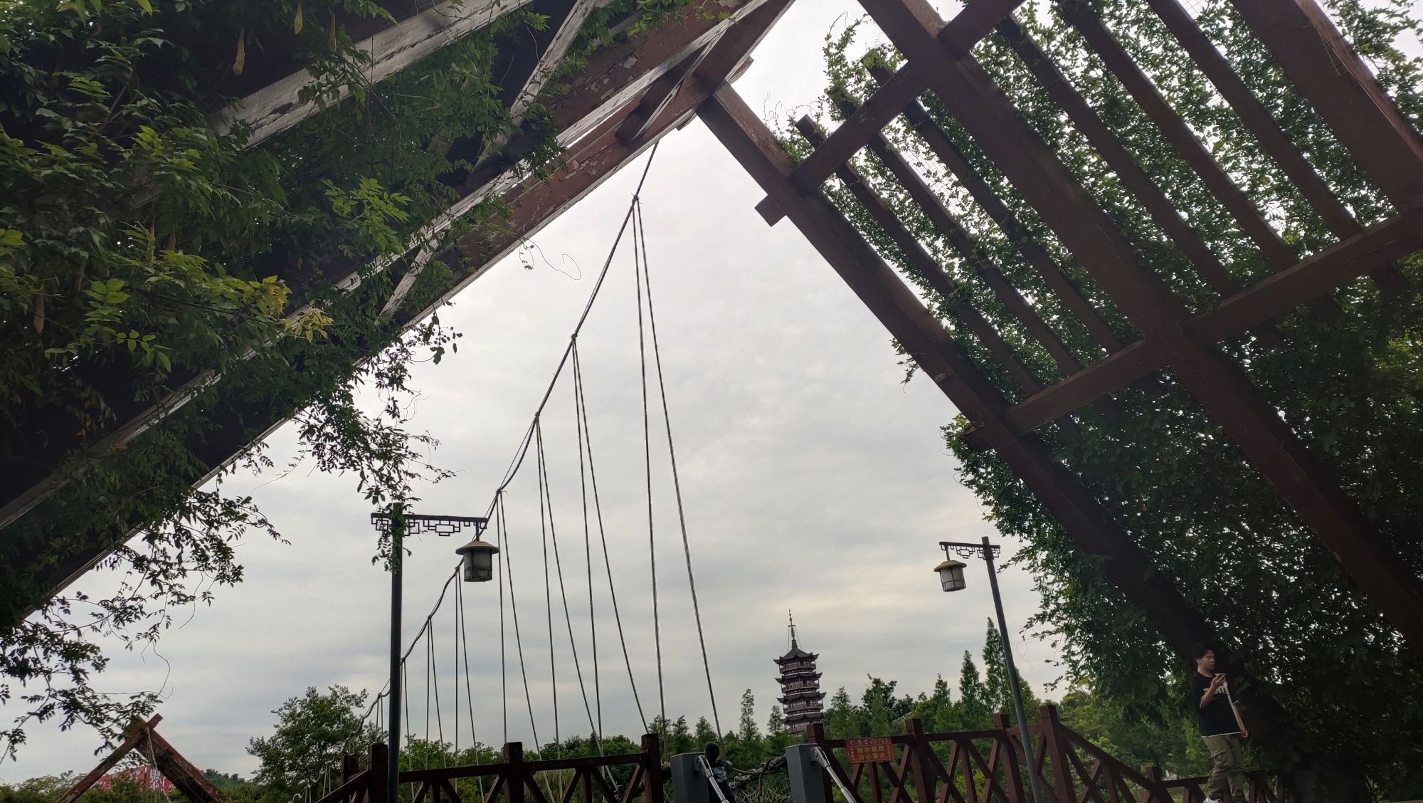 白云湖广场旅行图片 3