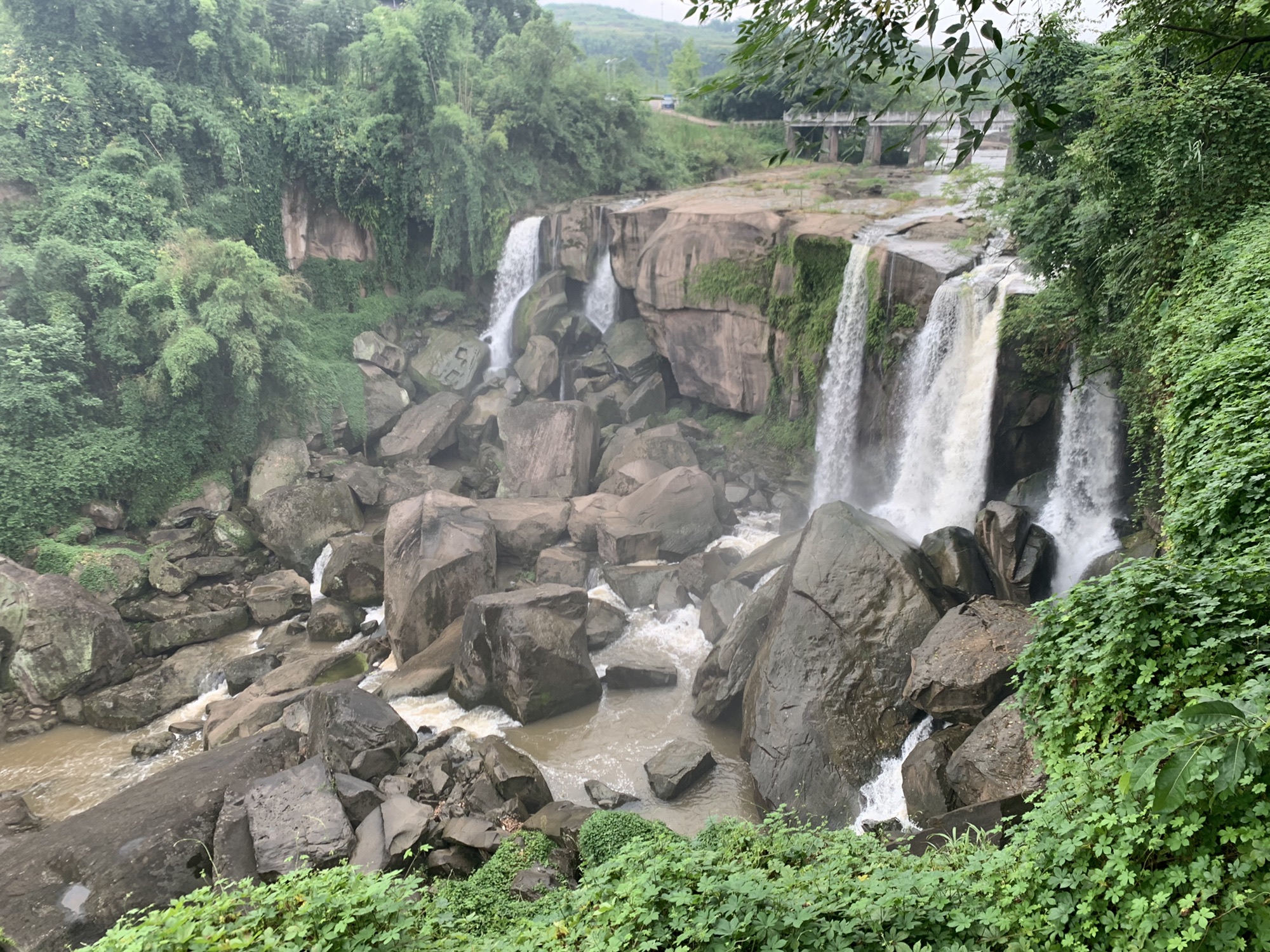 高滩瀑布旅行图片 1