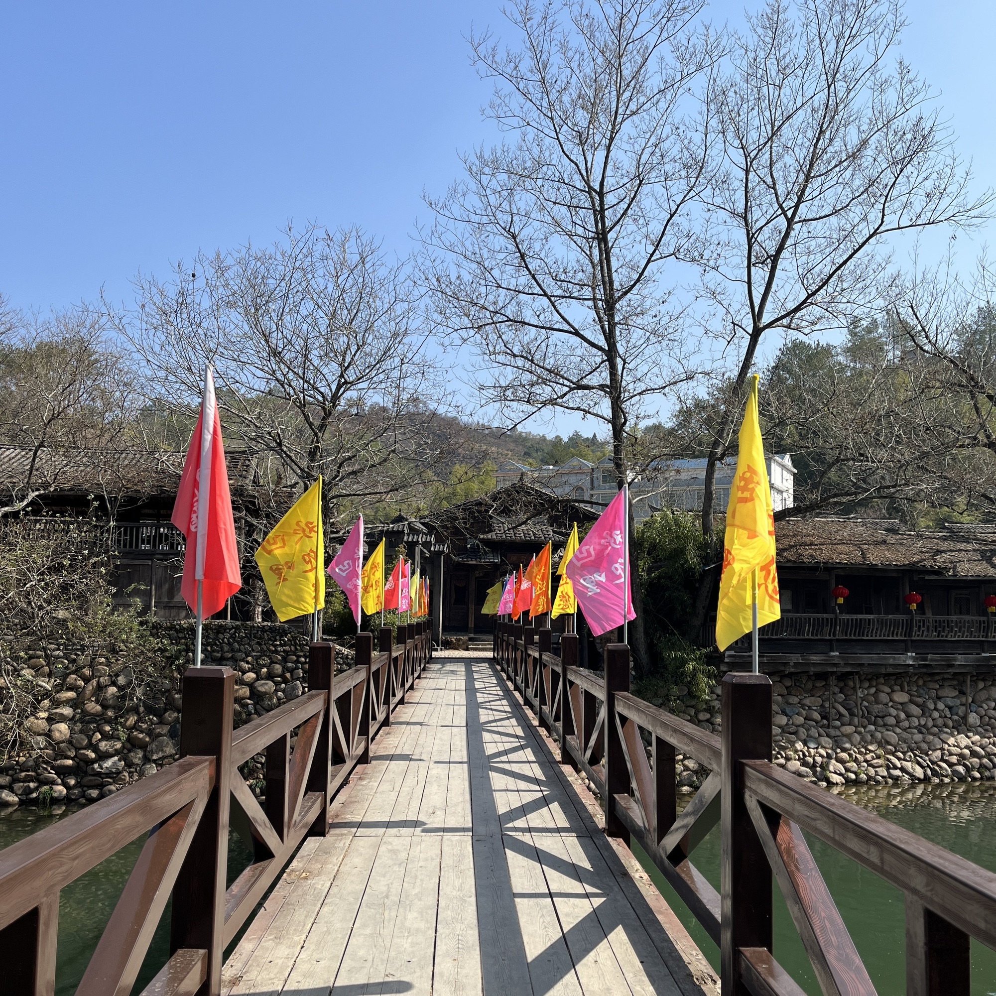 曲凹哩码头旅行图片 3