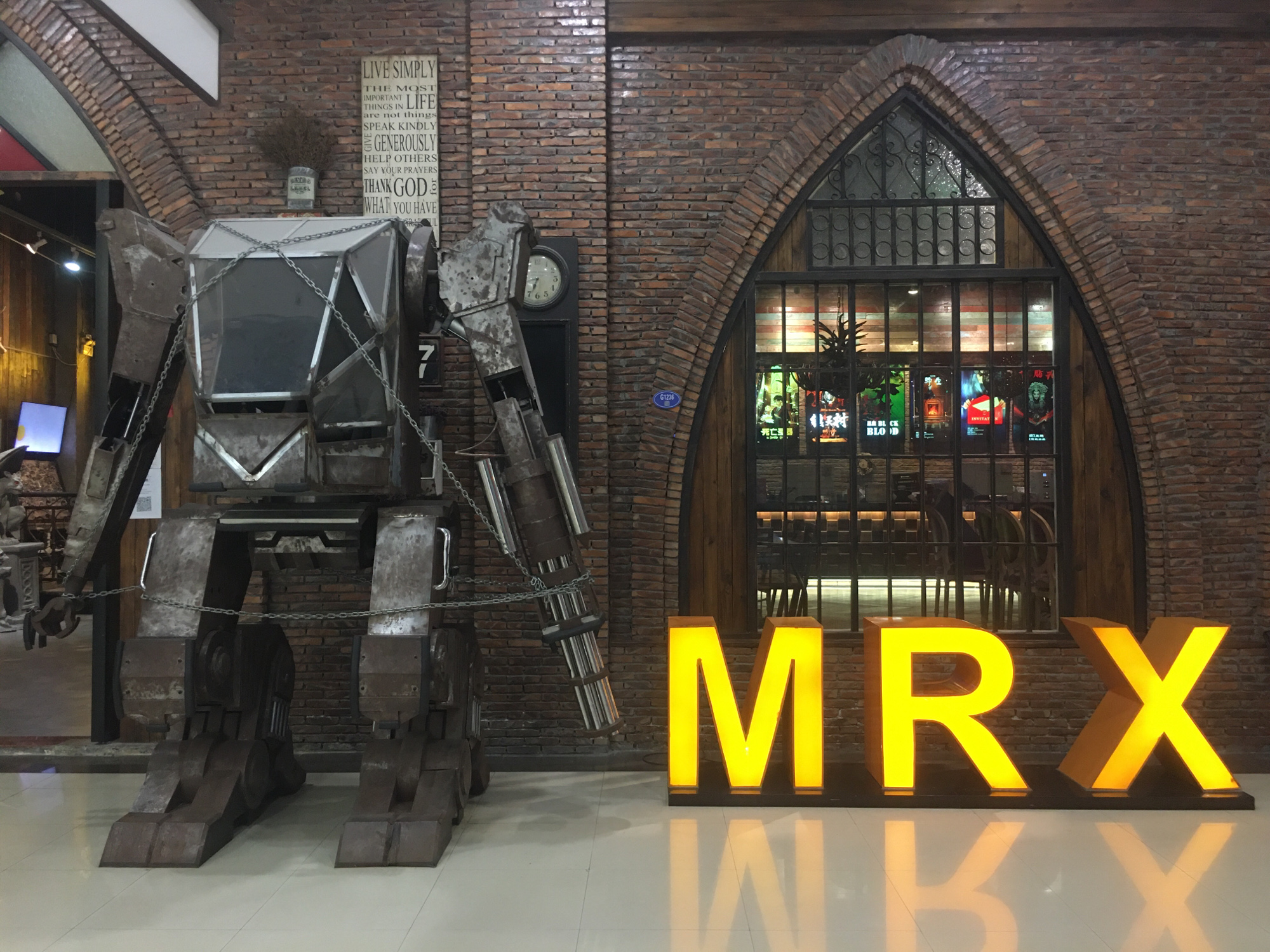 X先生密室逃脱·MRX桌游轰趴馆(宝龙广场店)