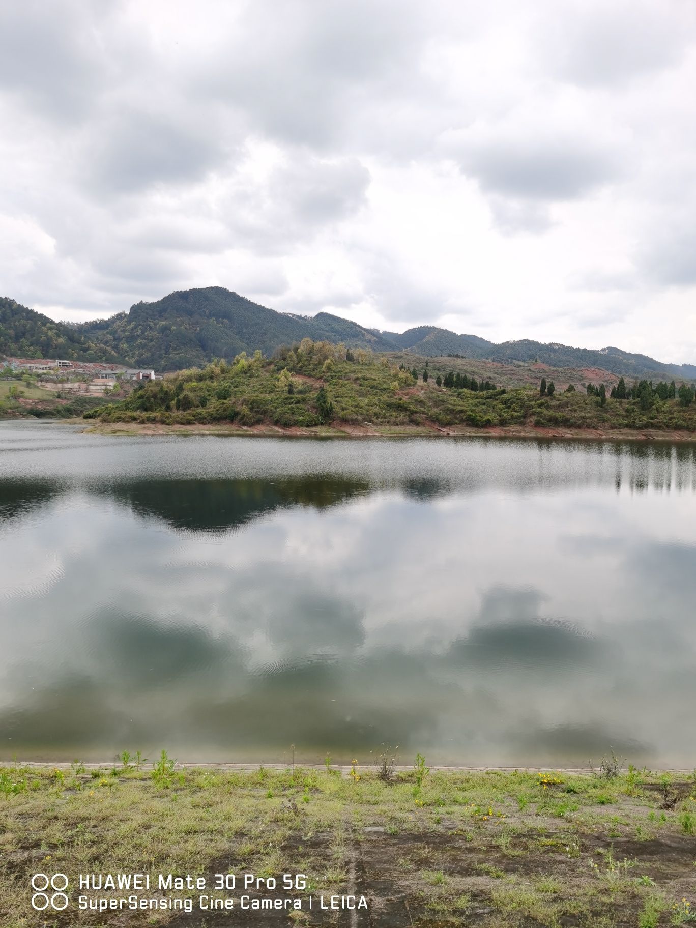 梅湾湖风景区旅行图片 1