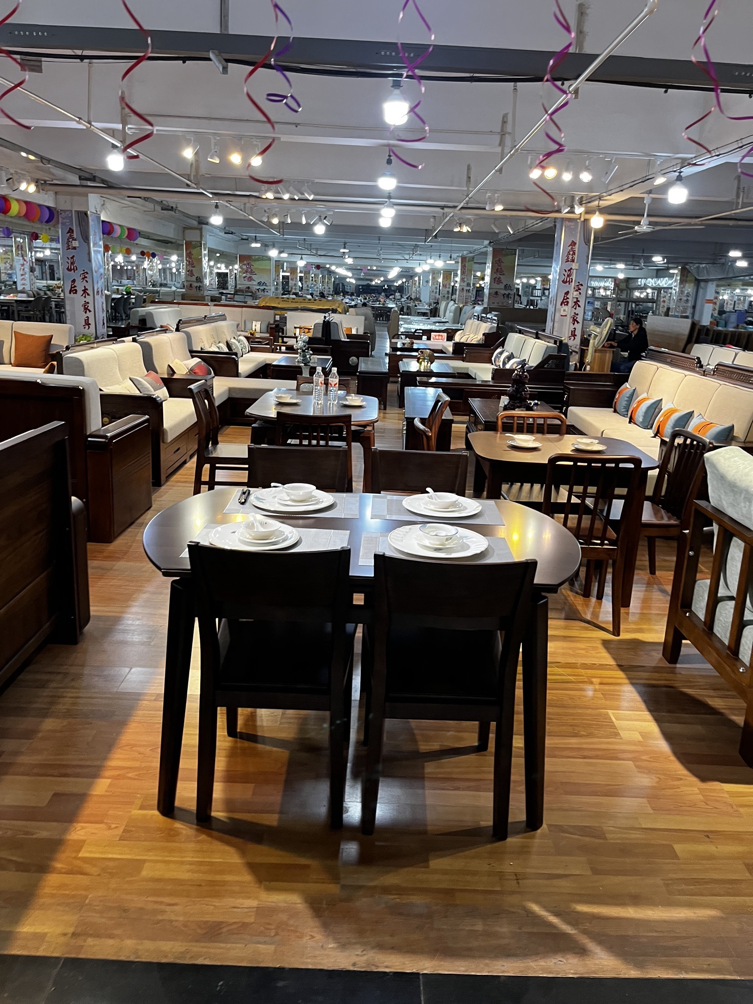 广大家具门窗市场
