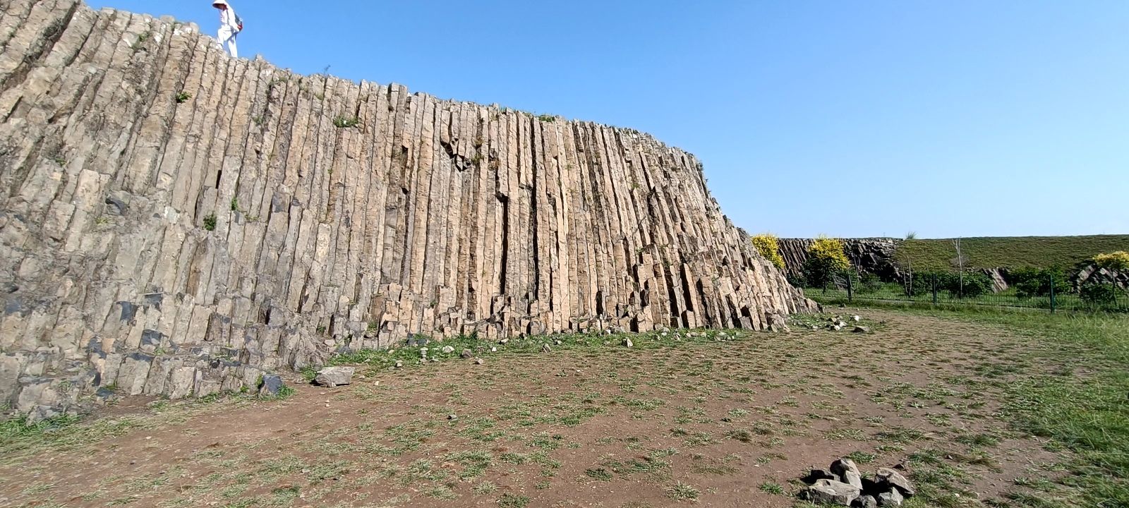 谷力脑包火山地质遗迹旅行图片 1